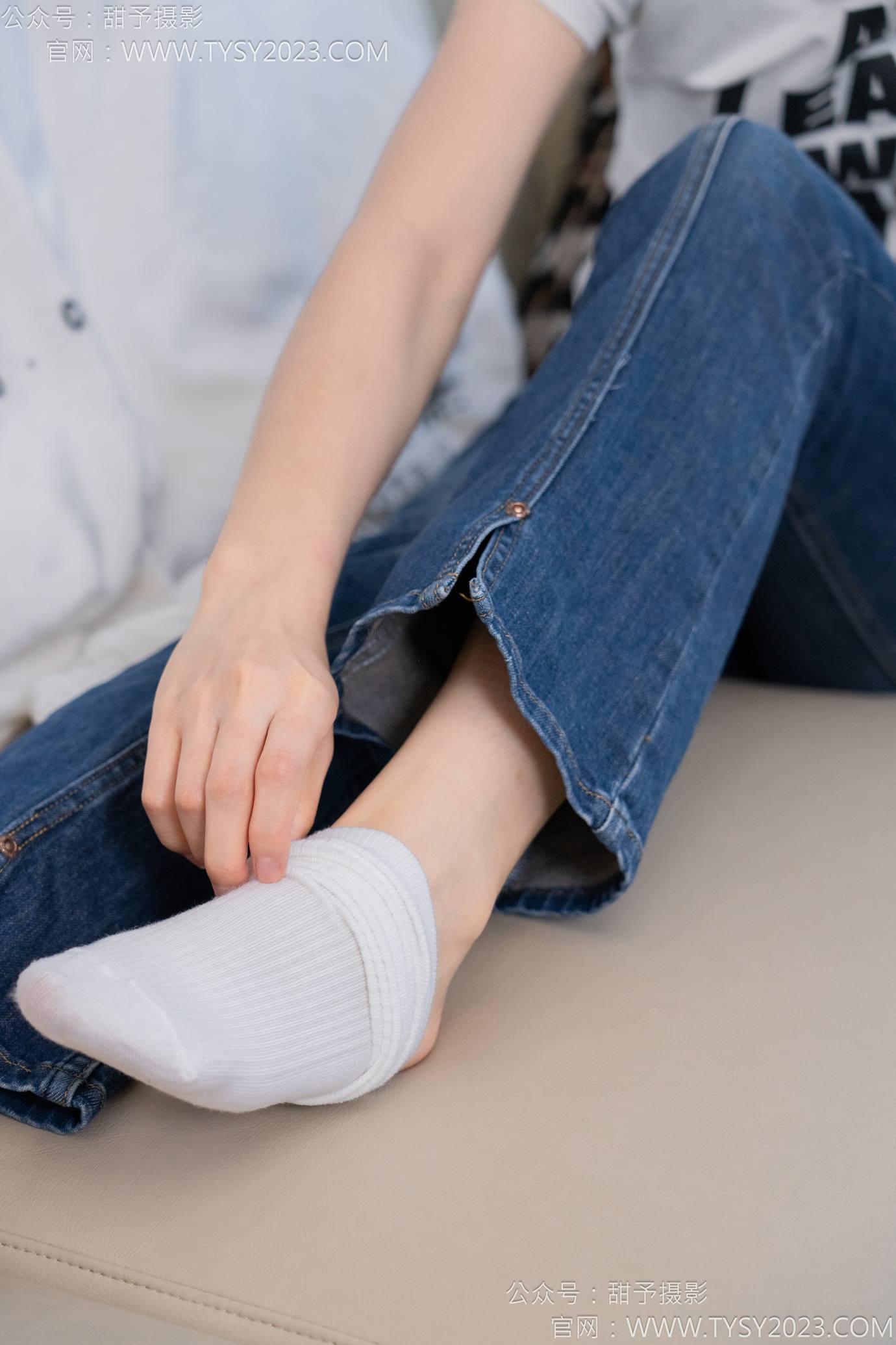 图片[76]-甜予摄影 NO.132 诺诺-板鞋、白棉袜、裸足[97P] – 速更版-美库
