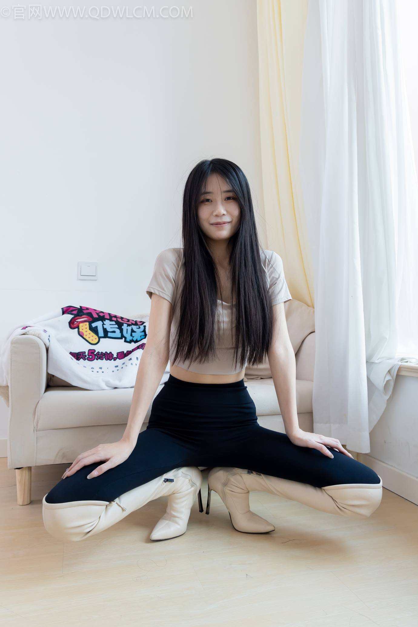 图片[45]-物恋传媒 NO.2305 菜菜-高跟长靴、短白棉袜、裸足[152P] – 速更版-美库