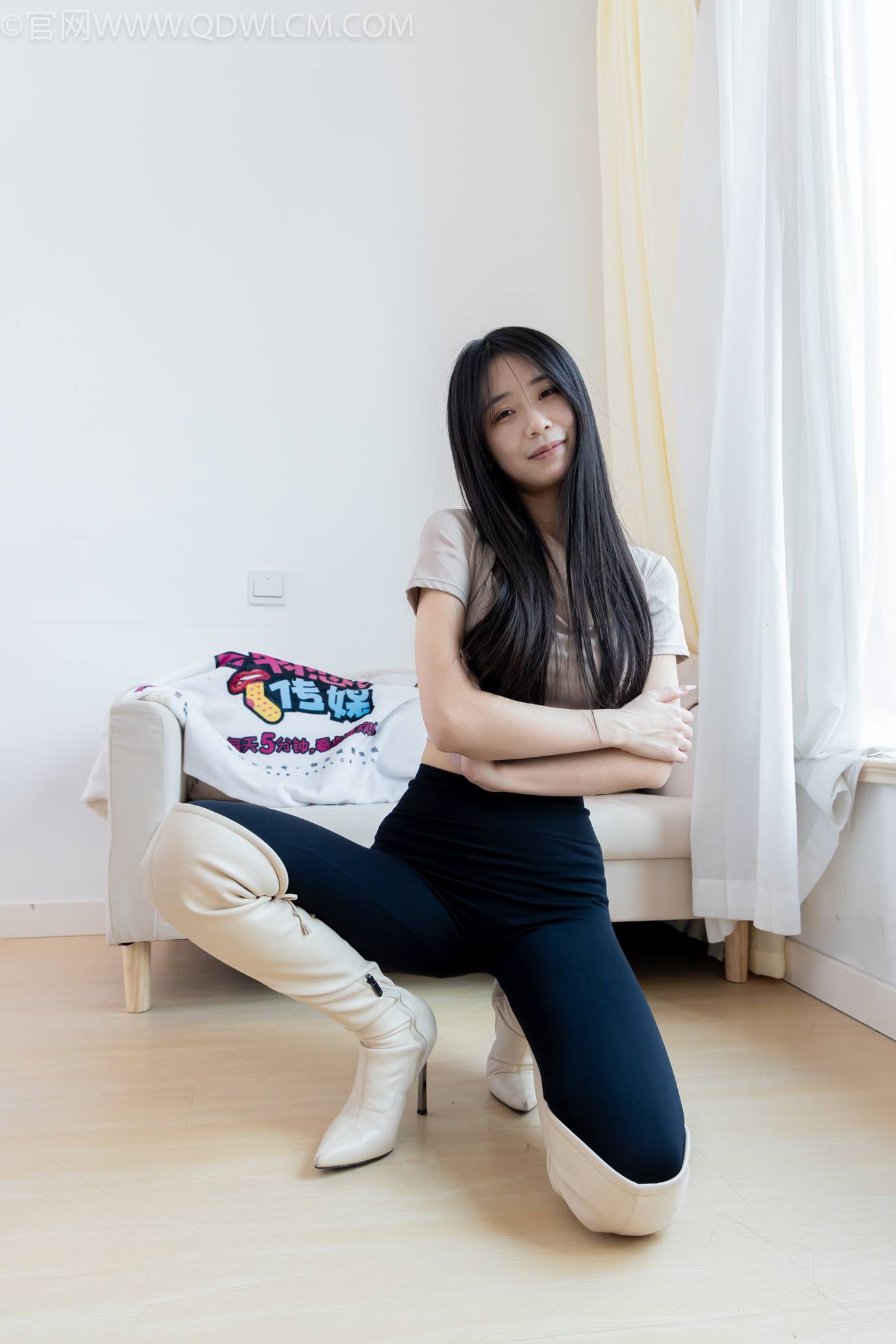 图片[48]-物恋传媒 NO.2305 菜菜-高跟长靴、短白棉袜、裸足[152P] – 速更版-美库