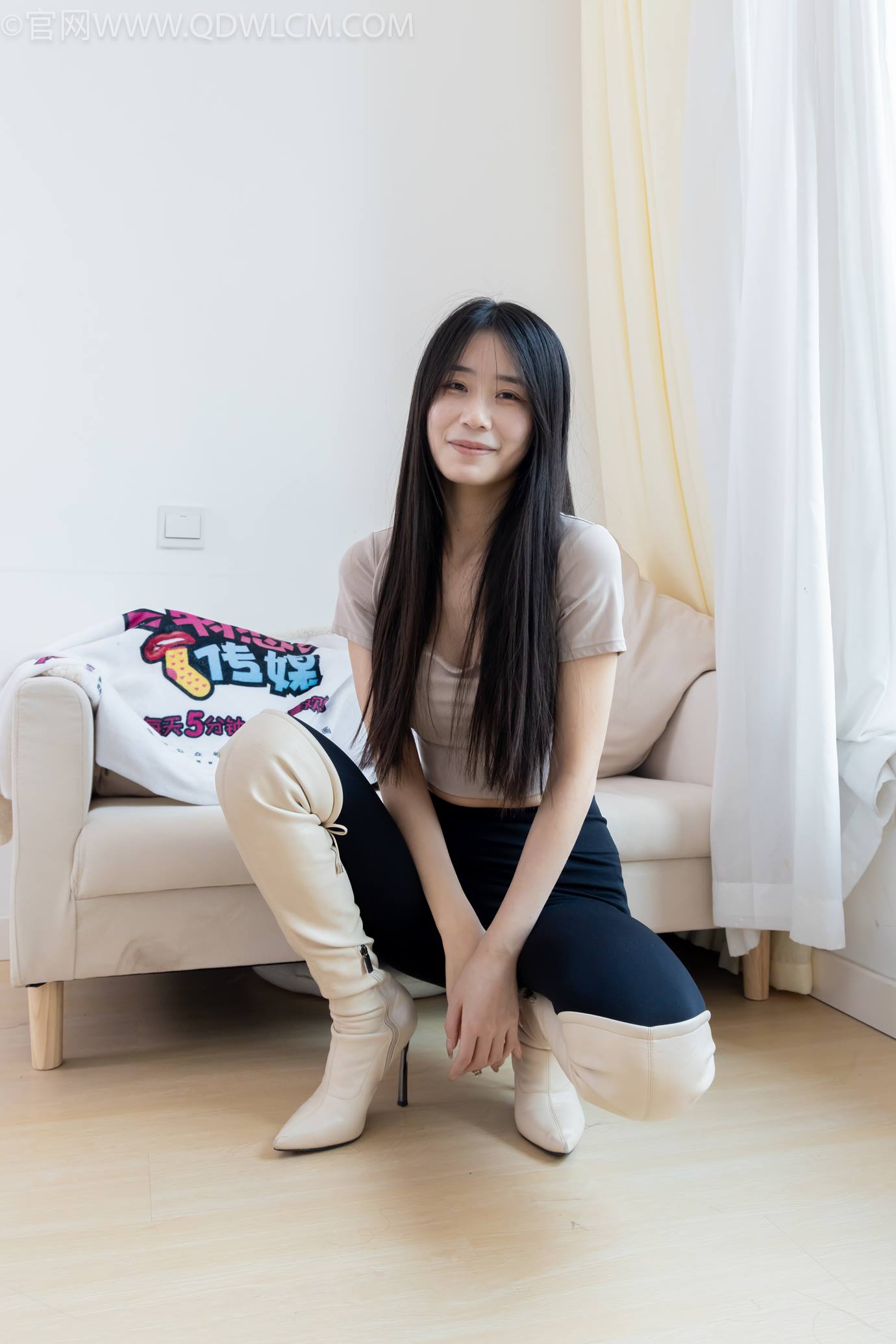 图片[51]-物恋传媒 NO.2305 菜菜-高跟长靴、短白棉袜、裸足[152P] – 速更版-美库