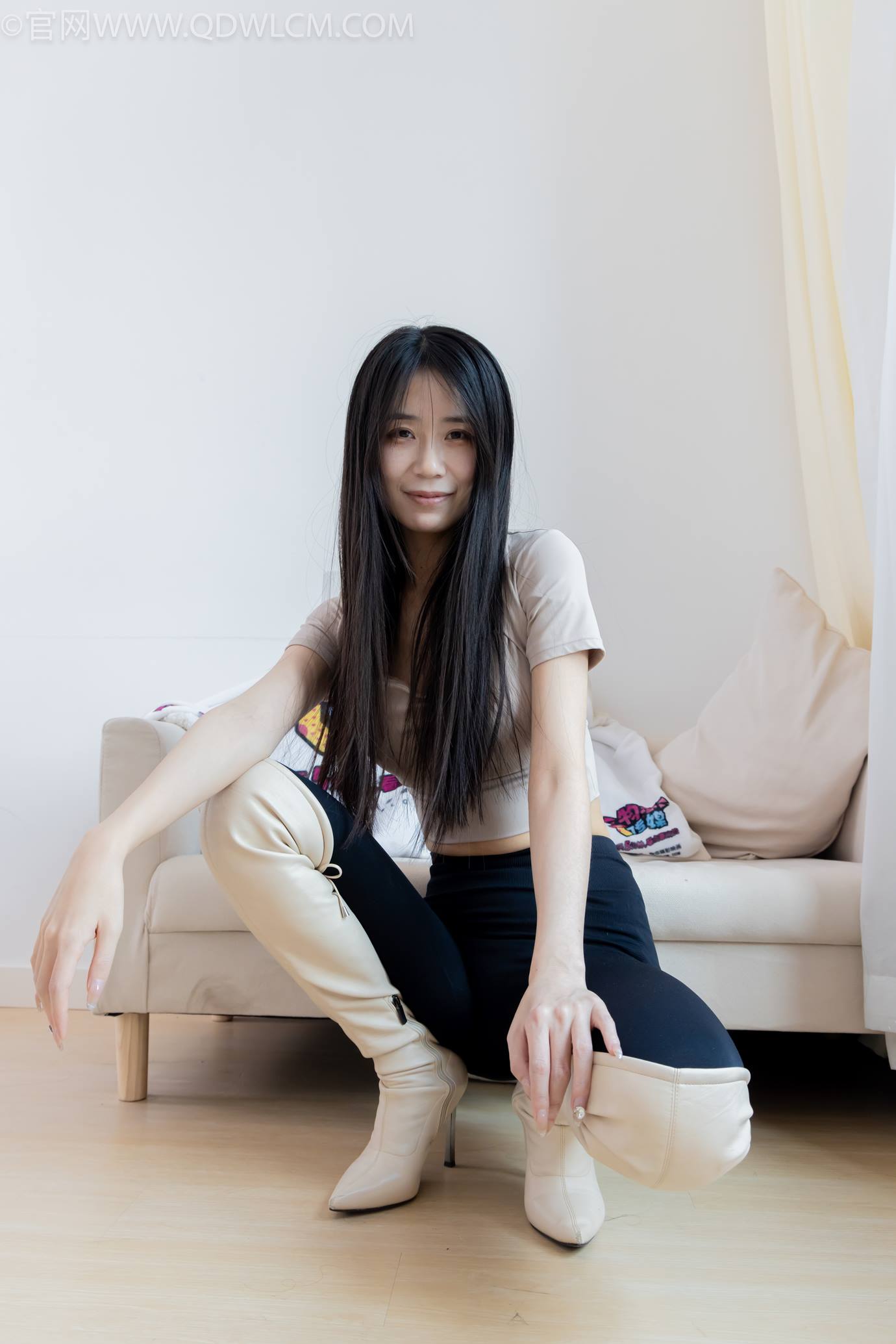 图片[54]-物恋传媒 NO.2305 菜菜-高跟长靴、短白棉袜、裸足[152P] – 速更版-美库