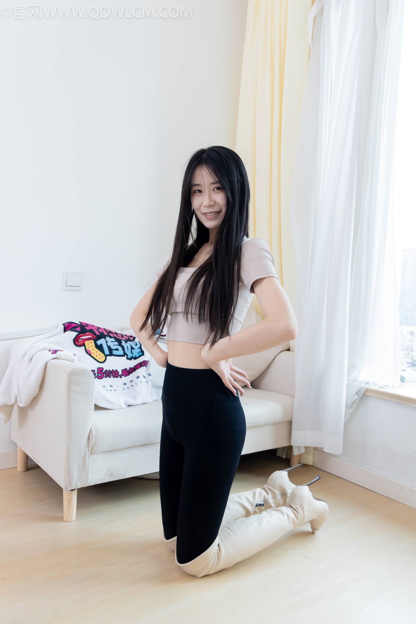 图片[56]-物恋传媒 NO.2305 菜菜-高跟长靴、短白棉袜、裸足[152P] – 速更版-美库