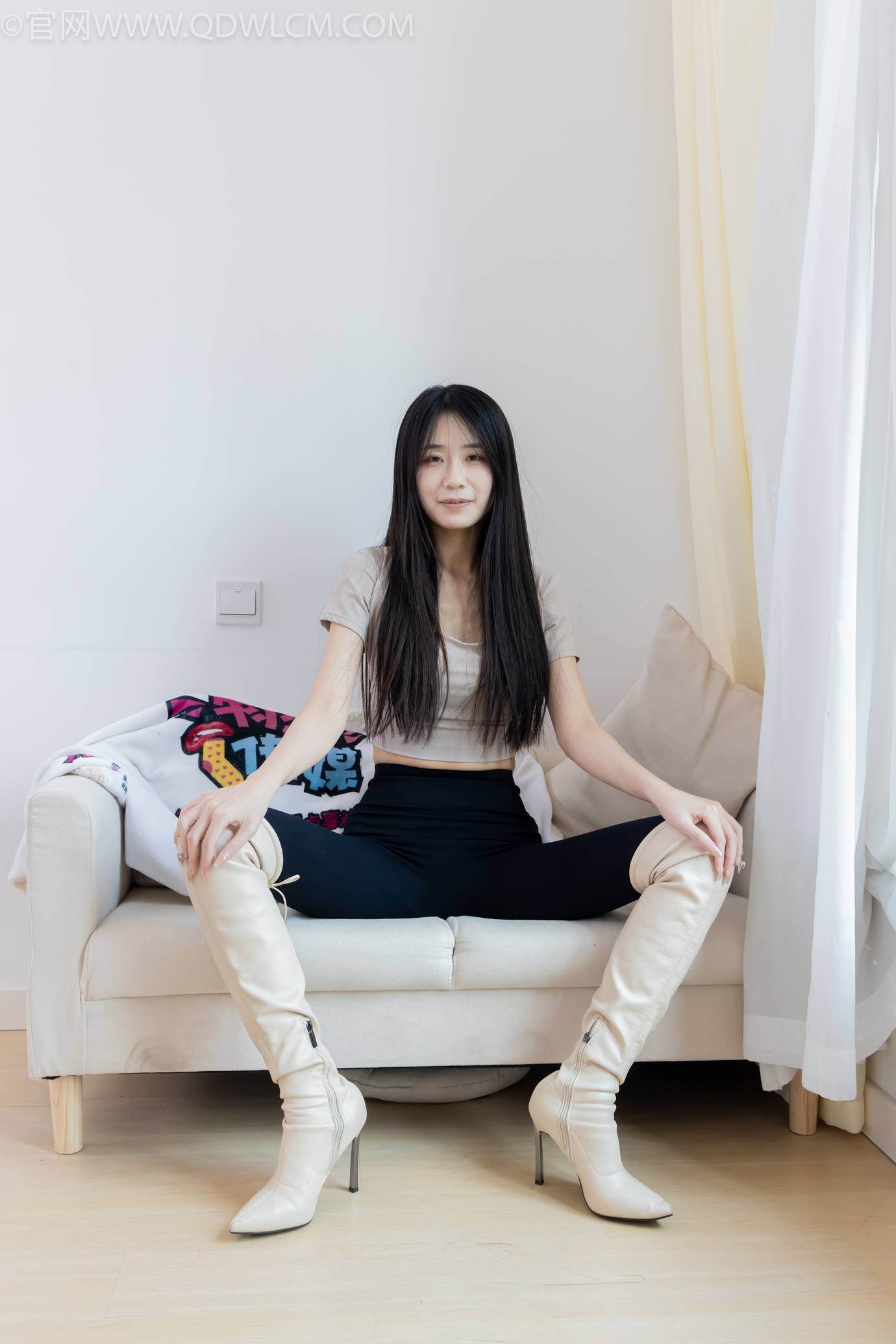 图片[58]-物恋传媒 NO.2305 菜菜-高跟长靴、短白棉袜、裸足[152P] – 速更版-美库