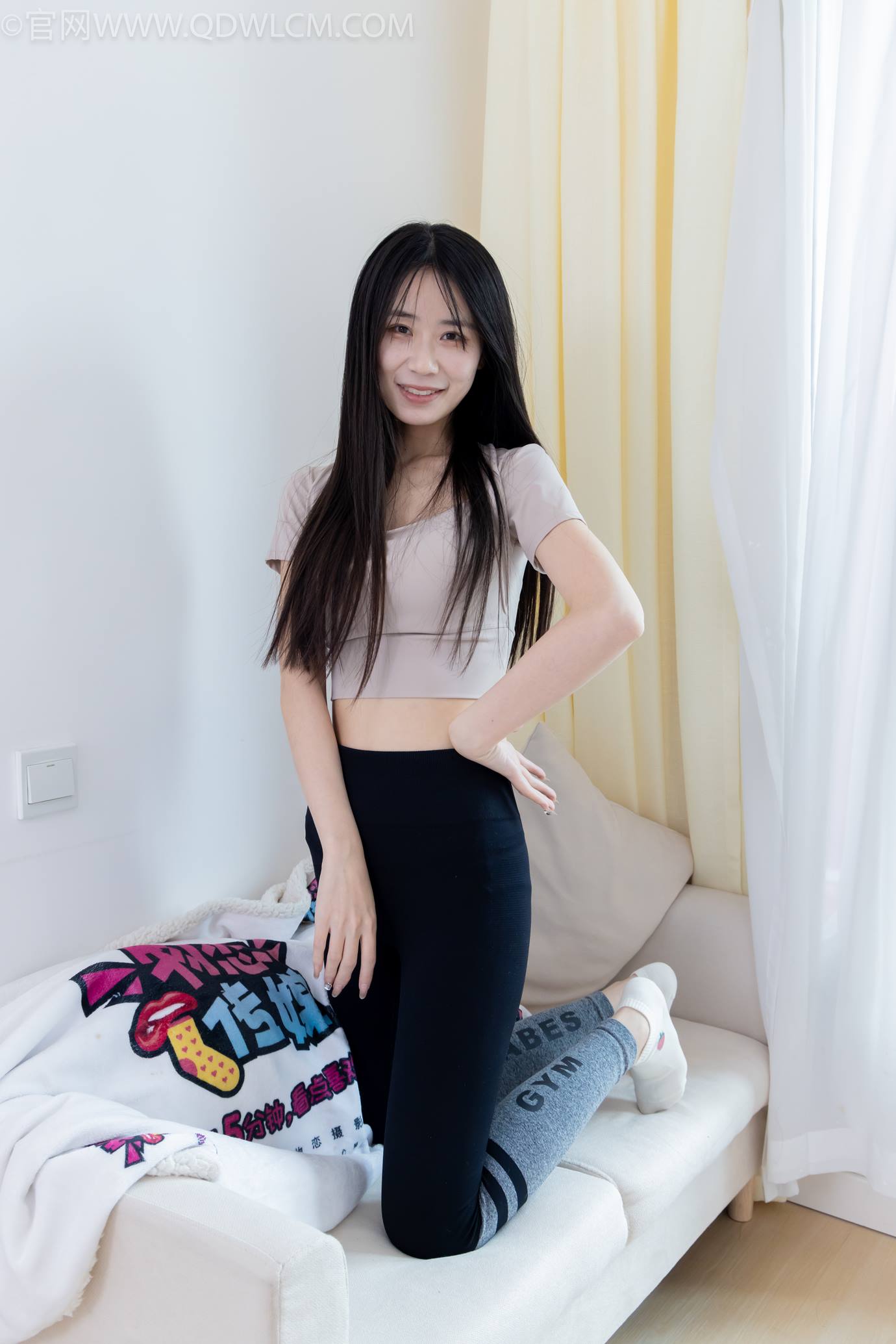 图片[82]-物恋传媒 NO.2305 菜菜-高跟长靴、短白棉袜、裸足[152P] – 速更版-美库