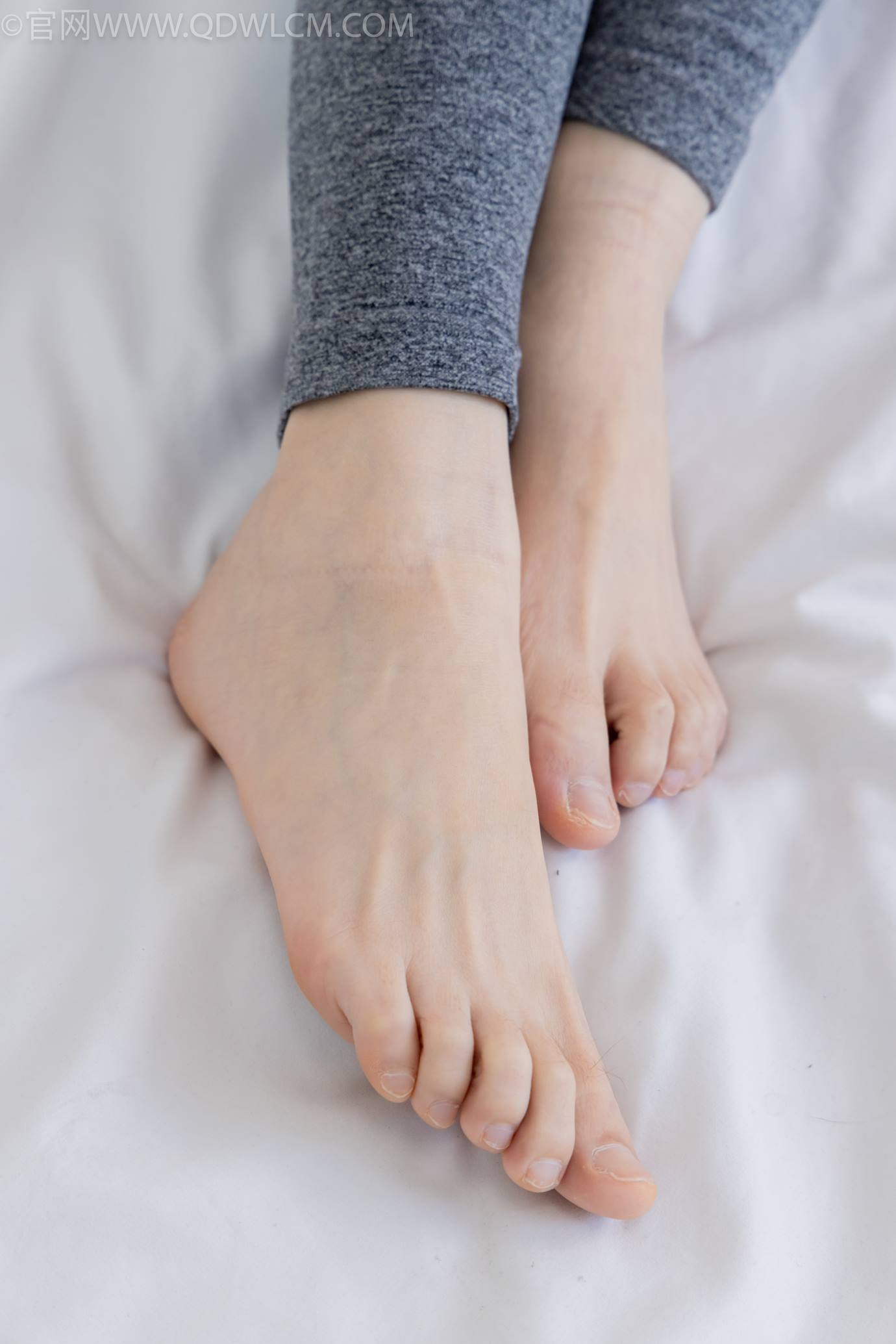 图片[122]-物恋传媒 NO.2305 菜菜-高跟长靴、短白棉袜、裸足[152P] – 速更版-美库