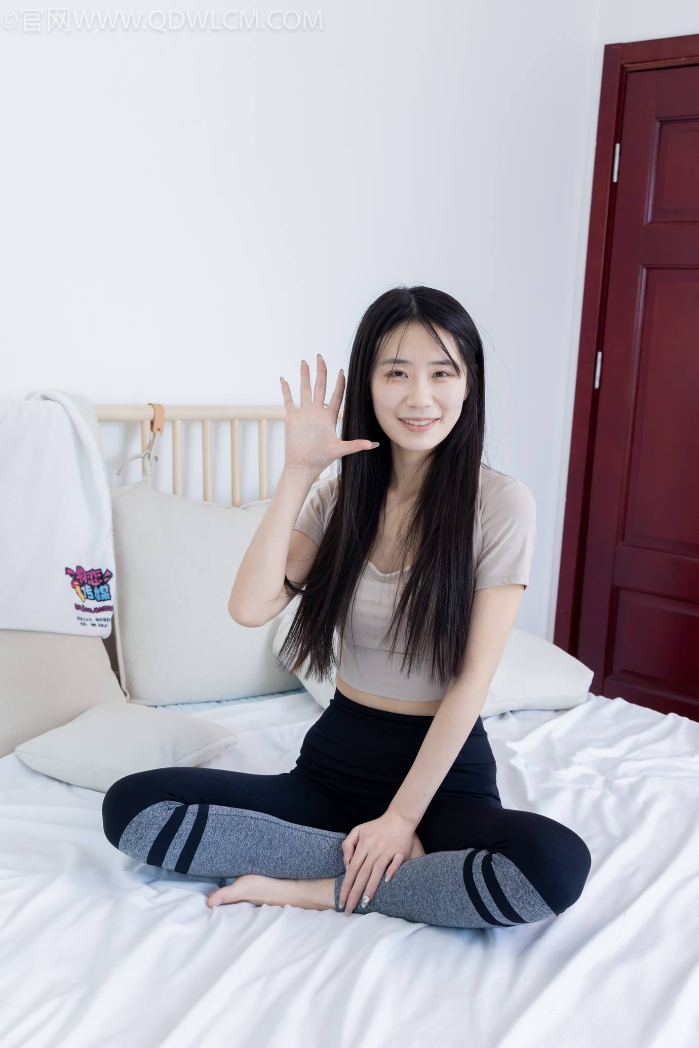 图片[128]-物恋传媒 NO.2305 菜菜-高跟长靴、短白棉袜、裸足[152P] – 速更版-美库