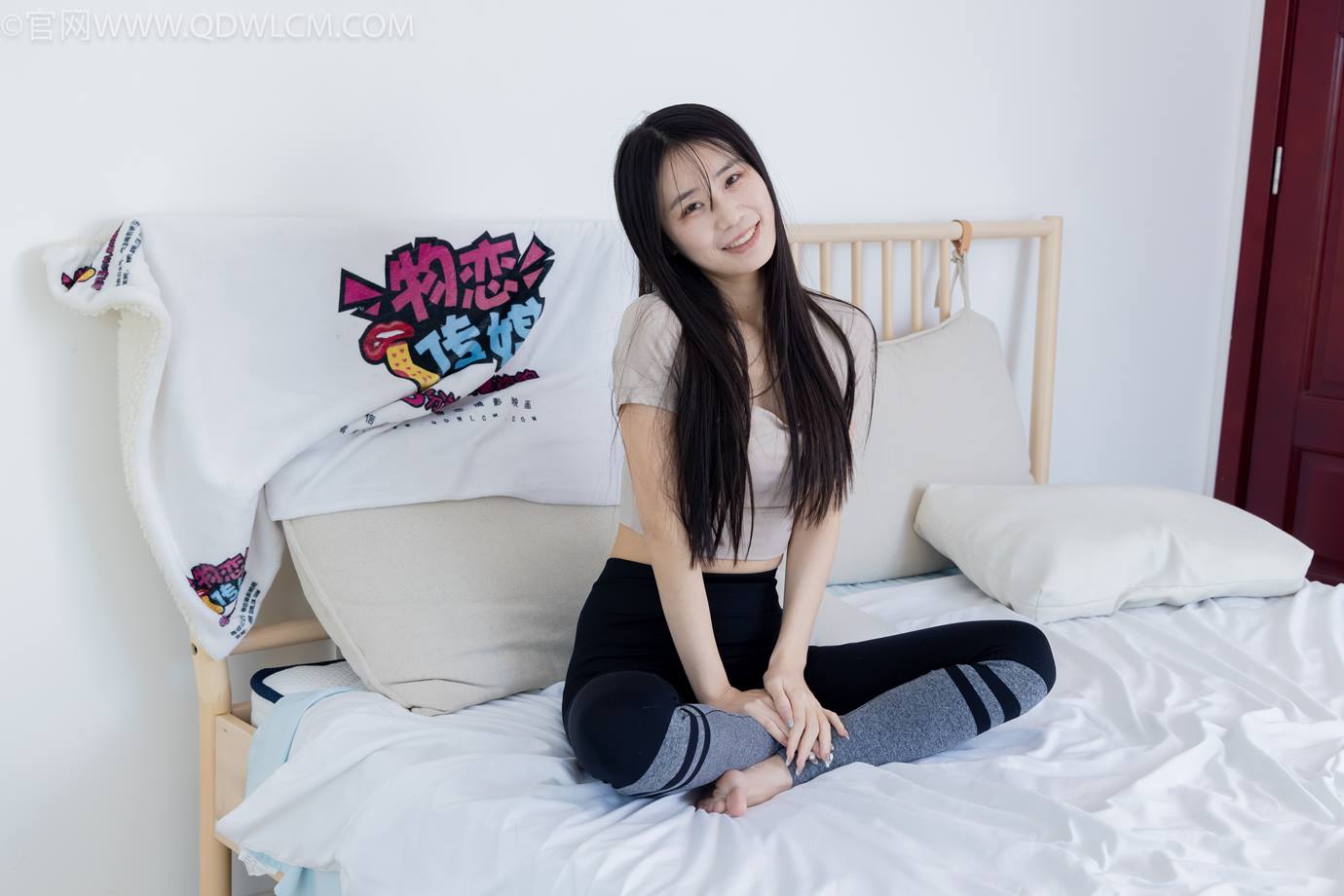 图片[151]-物恋传媒 NO.2305 菜菜-高跟长靴、短白棉袜、裸足[152P] – 速更版-美库