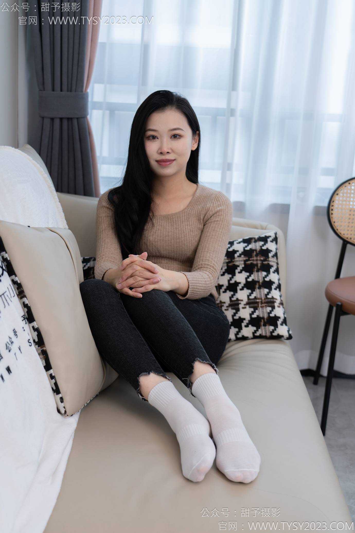 图片[45]-甜予摄影 NO.133 梦梦-长靴、白棉袜、裸足[111P] – 速更版-美库