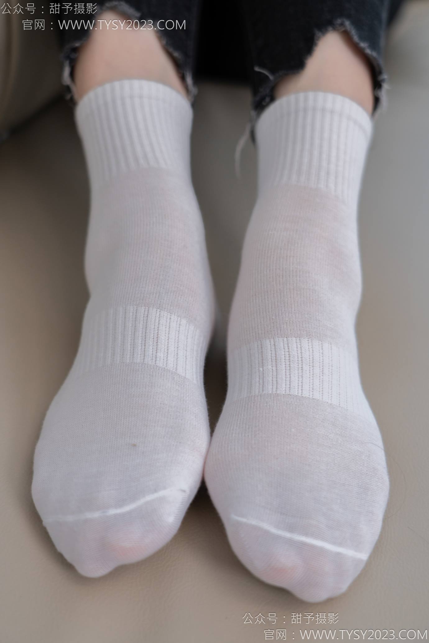 图片[54]-甜予摄影 NO.133 梦梦-长靴、白棉袜、裸足[111P] – 速更版-美库