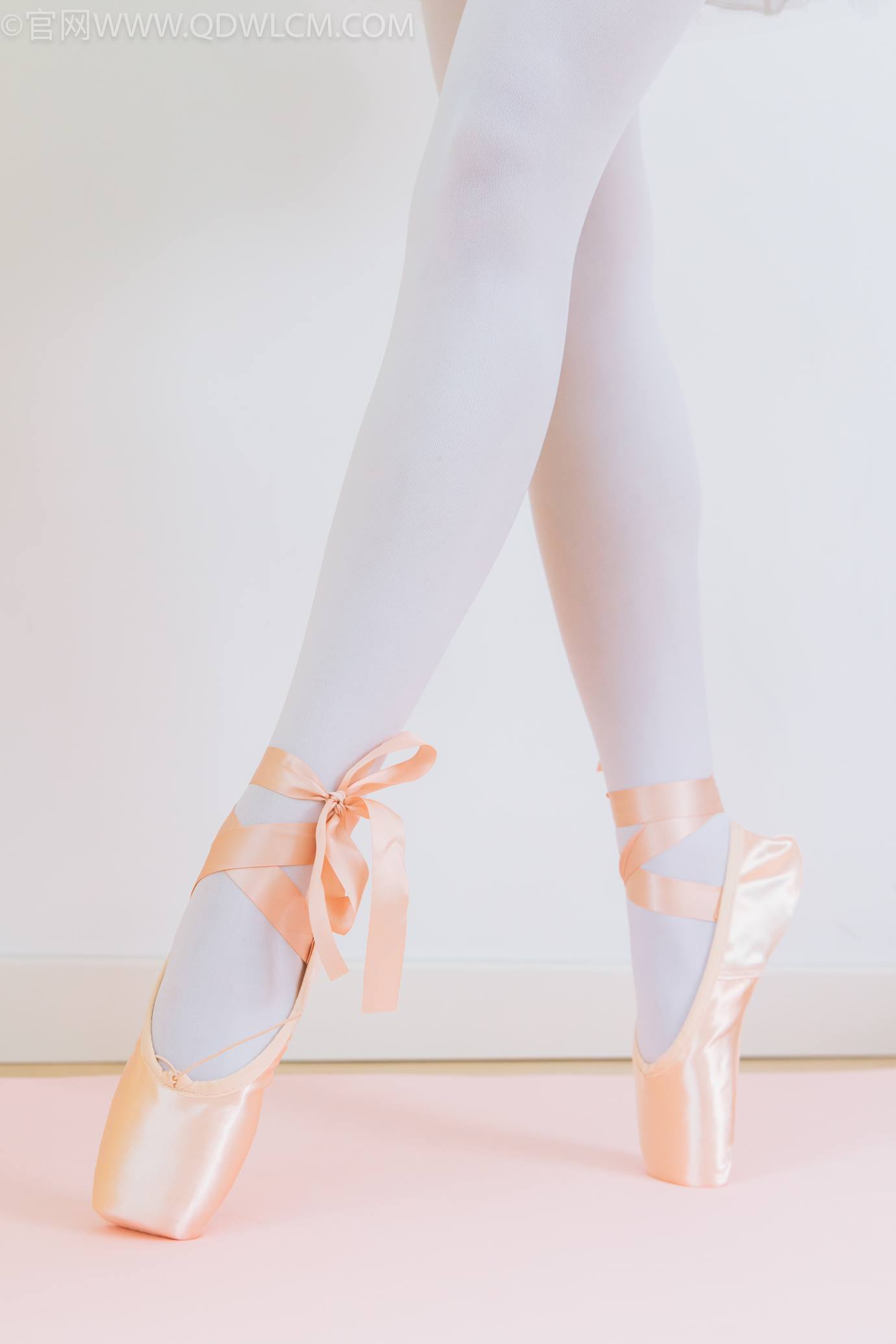 图片[13]-物恋传媒 NO.2307 泡泡-芭蕾鞋、厚白丝、芭蕾动作、皮筋绑脚剧情[166P] – 速更版-美库