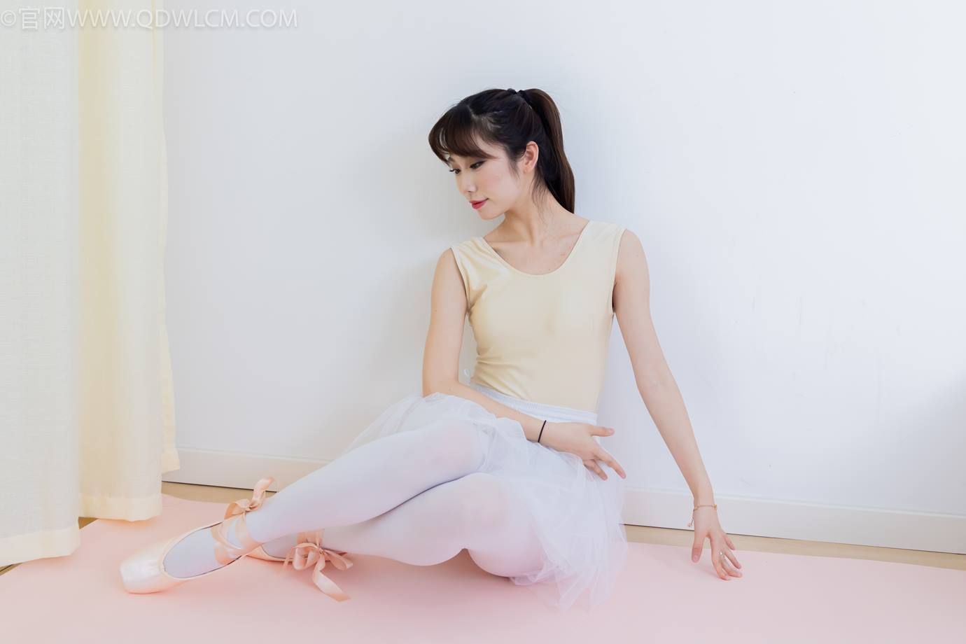 图片[42]-物恋传媒 NO.2307 泡泡-芭蕾鞋、厚白丝、芭蕾动作、皮筋绑脚剧情[166P] – 速更版-美库