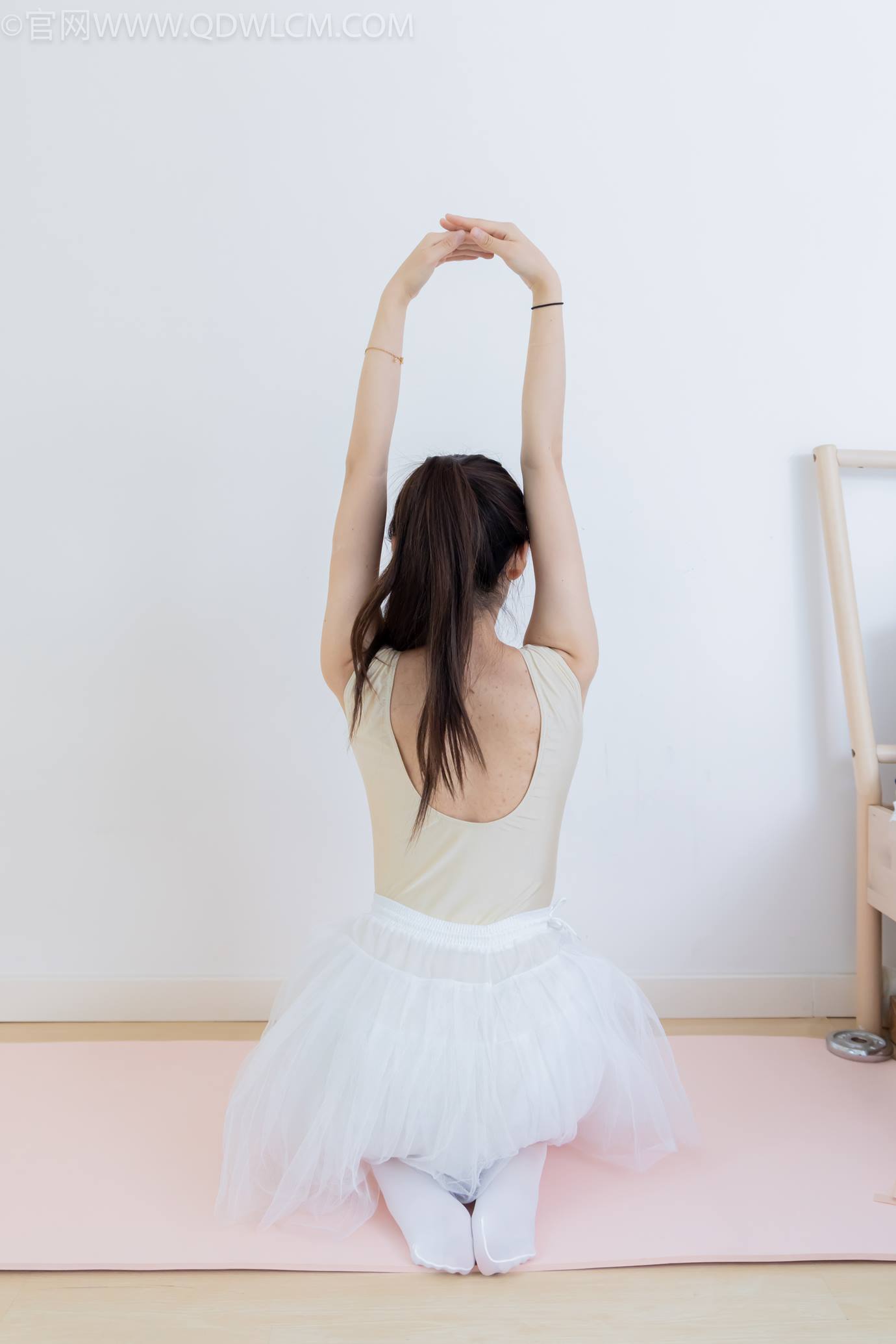 图片[53]-物恋传媒 NO.2307 泡泡-芭蕾鞋、厚白丝、芭蕾动作、皮筋绑脚剧情[166P] – 速更版-美库