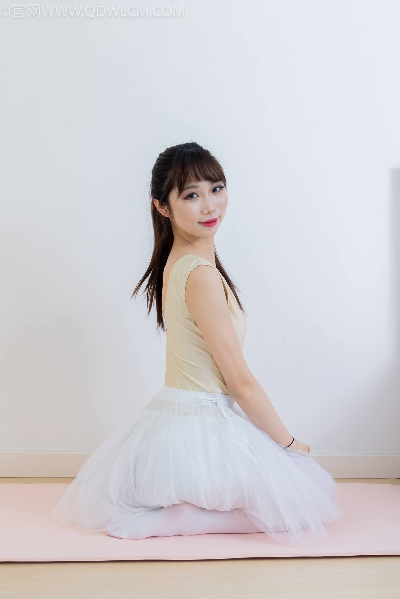 图片[57]-物恋传媒 NO.2307 泡泡-芭蕾鞋、厚白丝、芭蕾动作、皮筋绑脚剧情[166P] – 速更版-美库