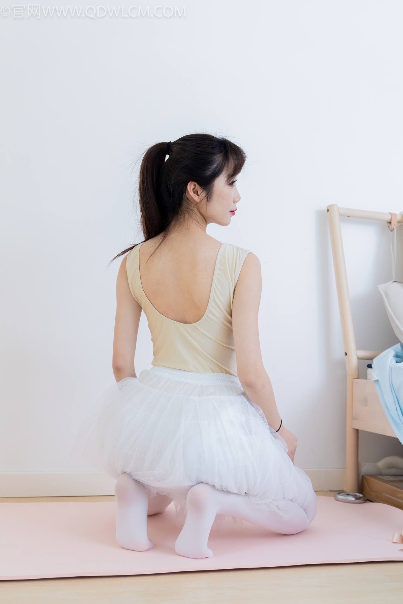 图片[68]-物恋传媒 NO.2307 泡泡-芭蕾鞋、厚白丝、芭蕾动作、皮筋绑脚剧情[166P] – 速更版-美库