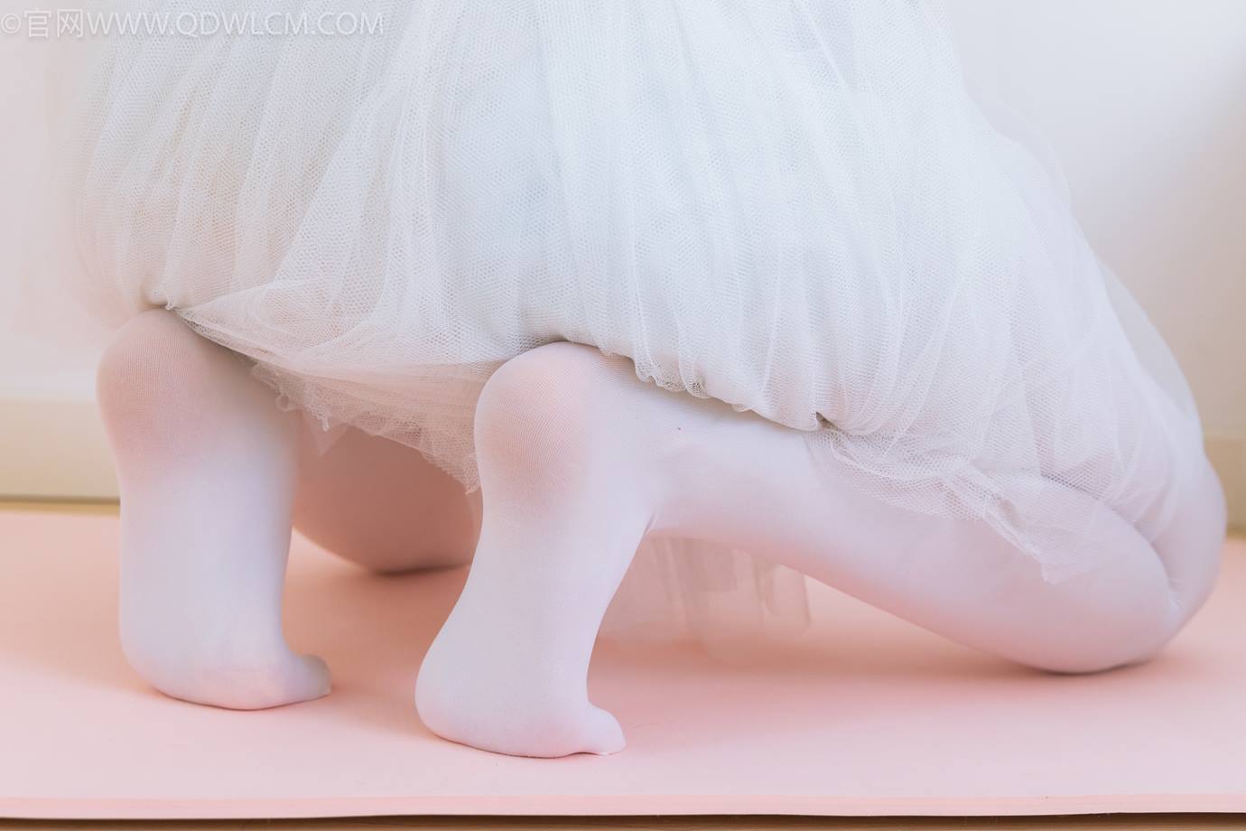 图片[69]-物恋传媒 NO.2307 泡泡-芭蕾鞋、厚白丝、芭蕾动作、皮筋绑脚剧情[166P] – 速更版-美库