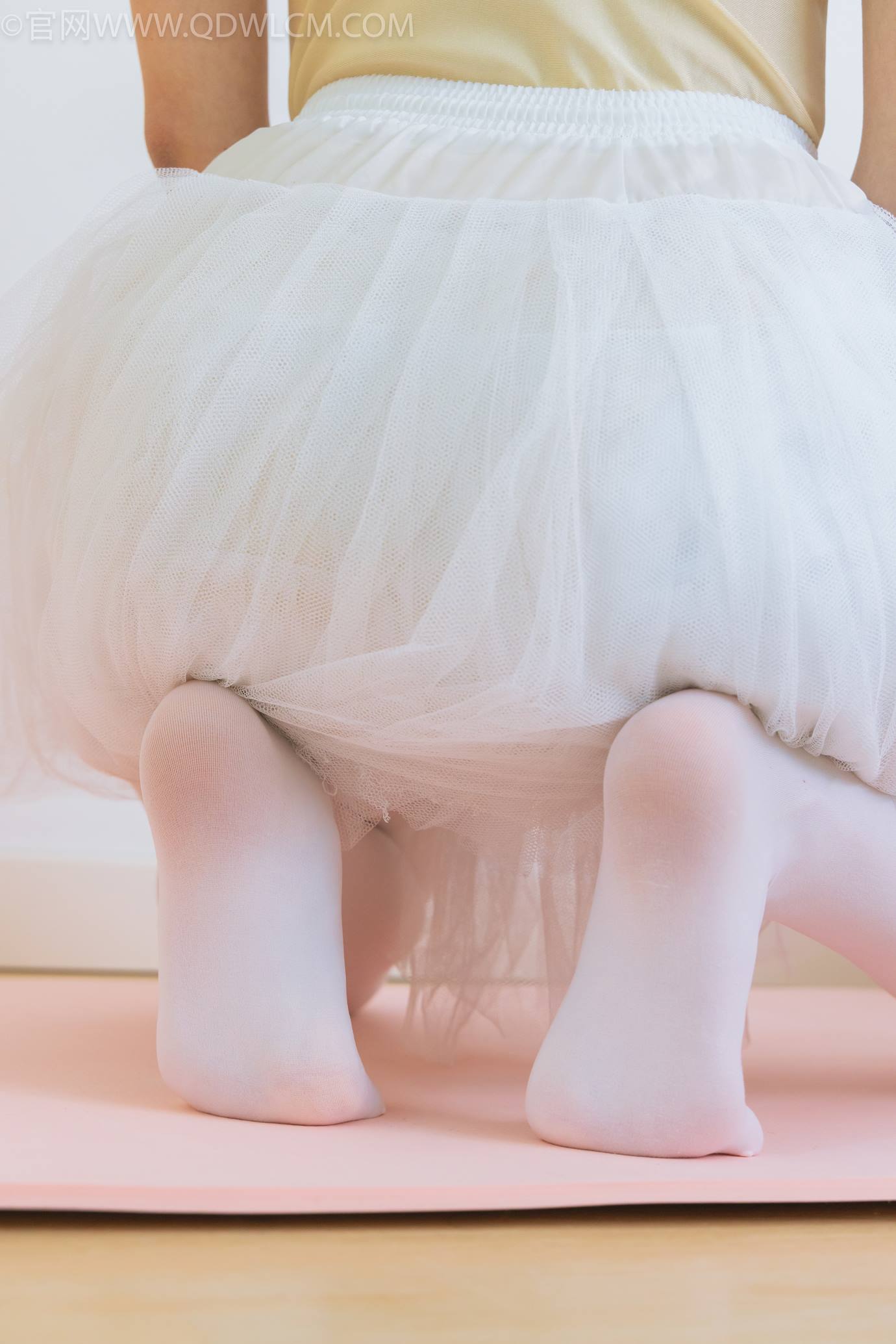 图片[70]-物恋传媒 NO.2307 泡泡-芭蕾鞋、厚白丝、芭蕾动作、皮筋绑脚剧情[166P] – 速更版-美库