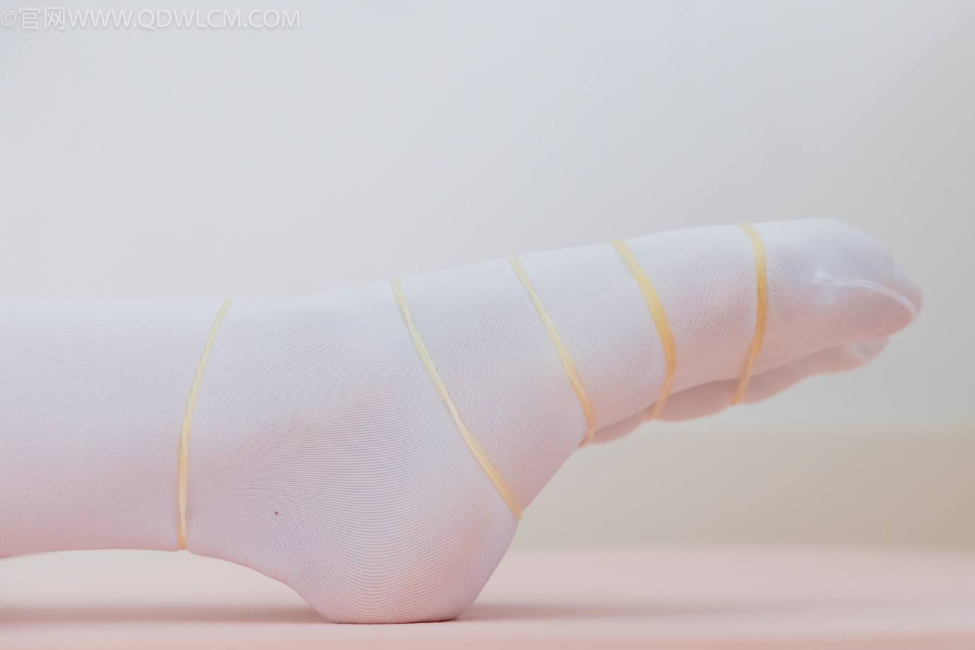 图片[101]-物恋传媒 NO.2307 泡泡-芭蕾鞋、厚白丝、芭蕾动作、皮筋绑脚剧情[166P] – 速更版-美库