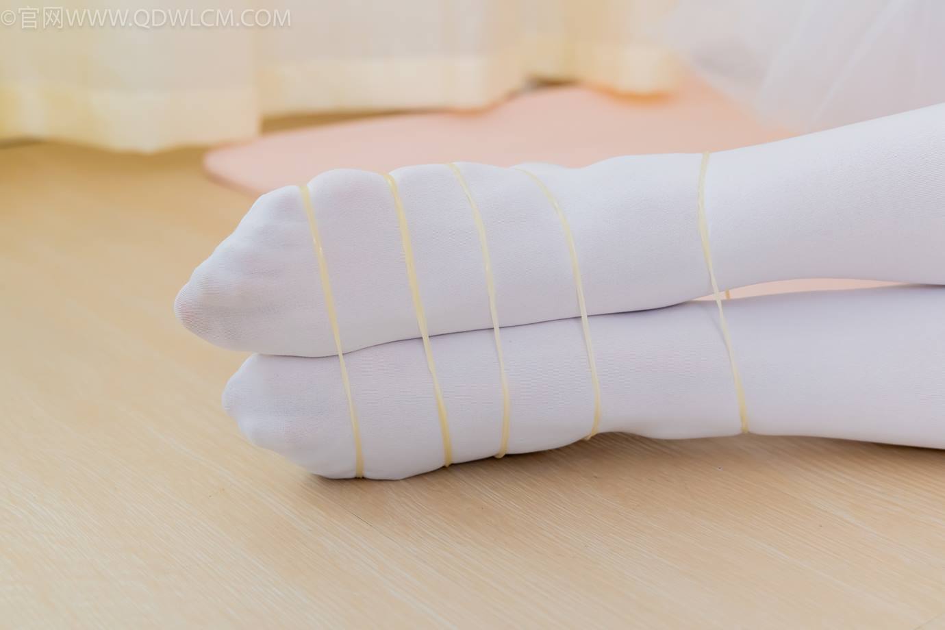 图片[106]-物恋传媒 NO.2307 泡泡-芭蕾鞋、厚白丝、芭蕾动作、皮筋绑脚剧情[166P] – 速更版-美库