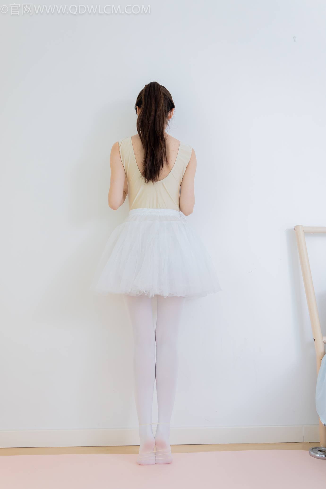 图片[126]-物恋传媒 NO.2307 泡泡-芭蕾鞋、厚白丝、芭蕾动作、皮筋绑脚剧情[166P] – 速更版-美库