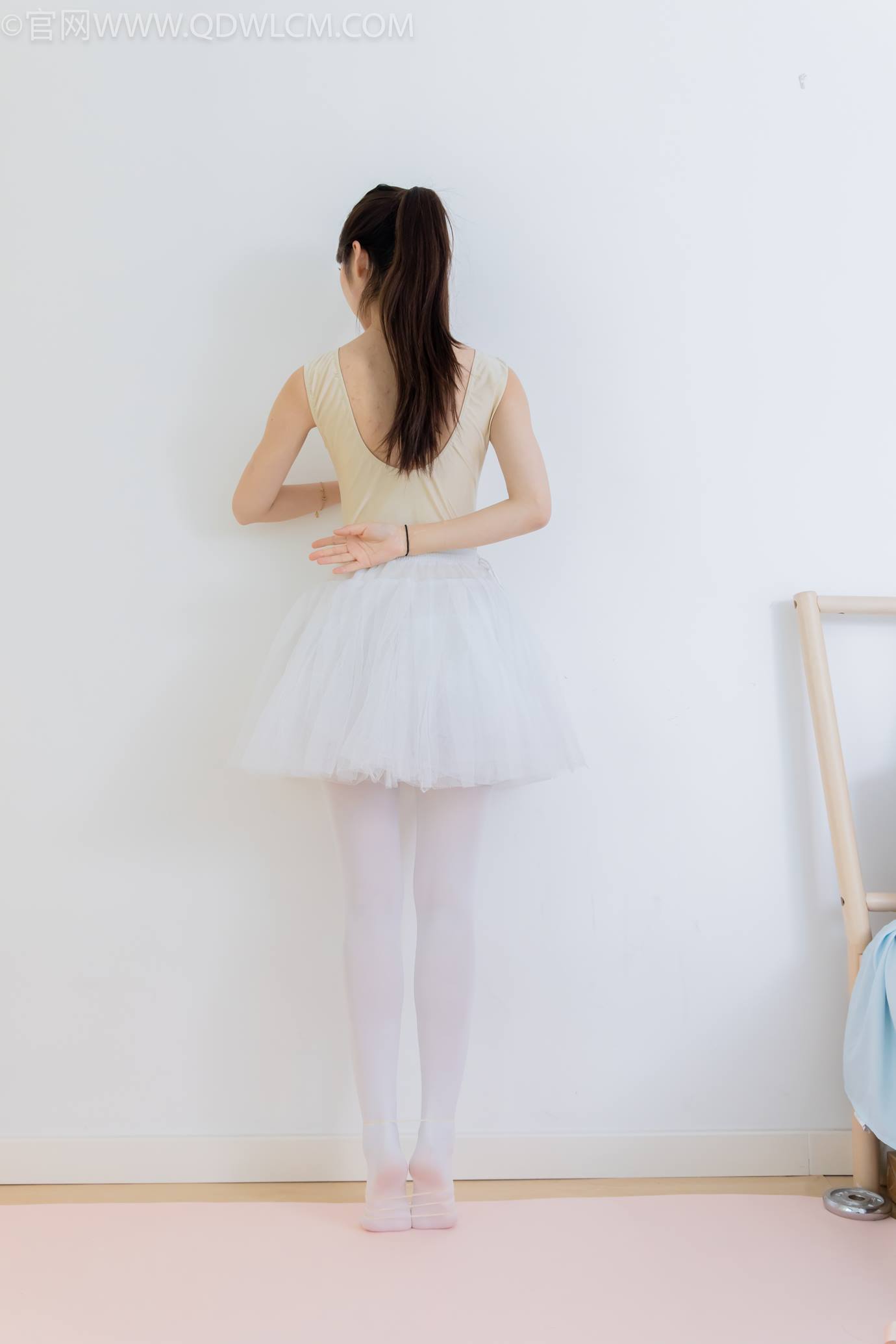 图片[127]-物恋传媒 NO.2307 泡泡-芭蕾鞋、厚白丝、芭蕾动作、皮筋绑脚剧情[166P] – 速更版-美库