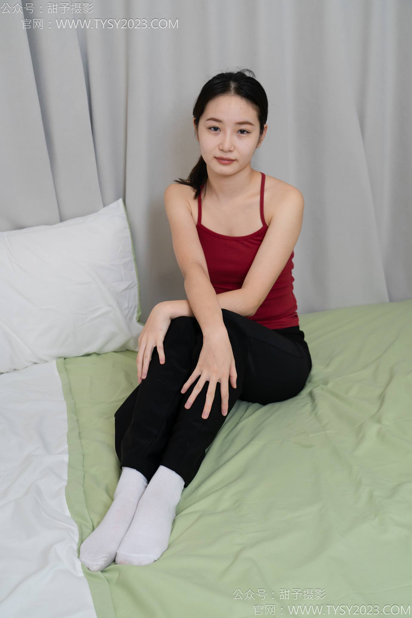 图片[69]-甜予摄影 NO.135 思思-板鞋、白棉袜、裸足[110P] – 速更版-美库