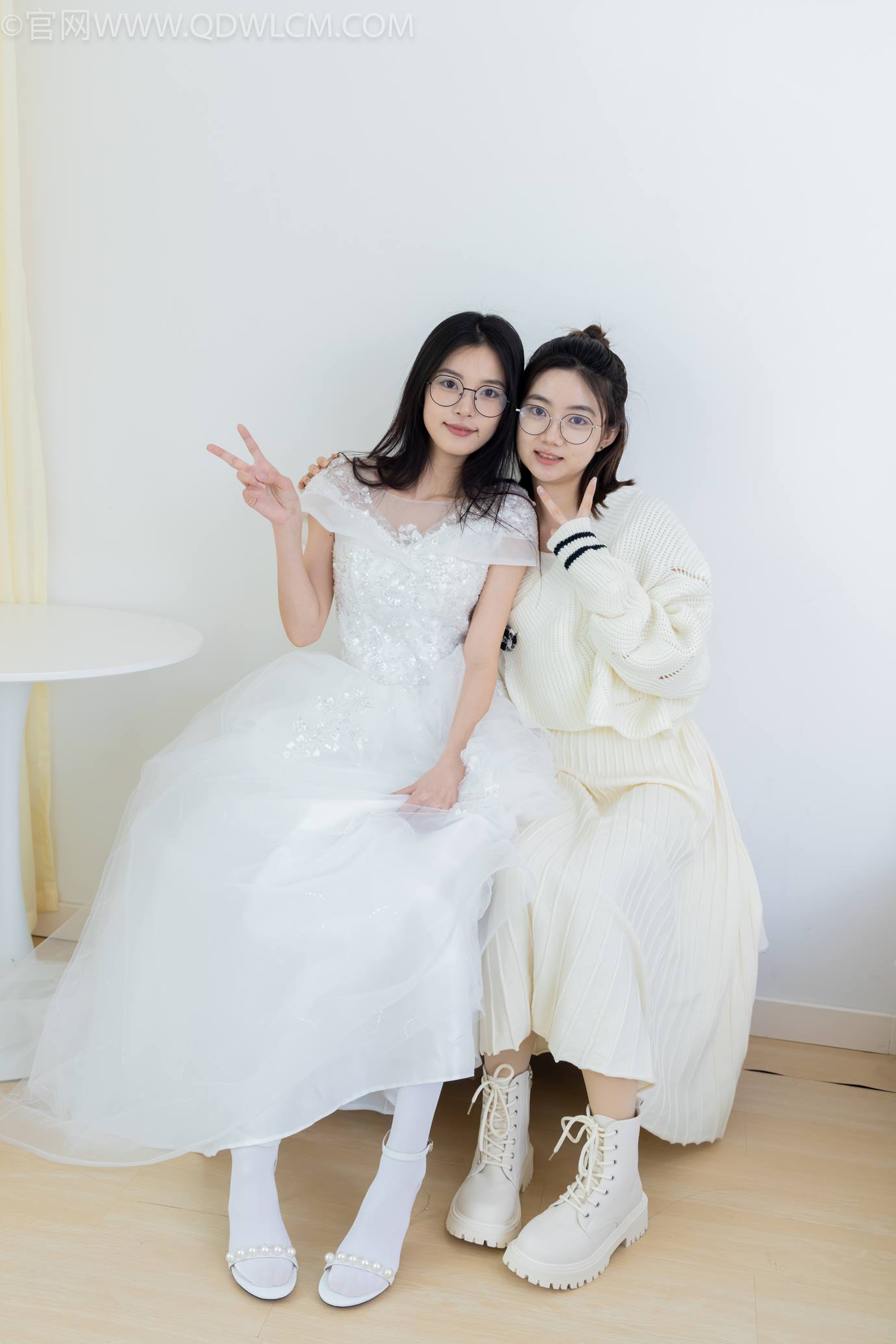 图片[12]-物恋传媒 NO.2308 茯苓&欢欢-高跟鞋、马丁靴、厚白丝、厚肉丝、瑜伽动作、婚纱[114P] – 速更版-美库