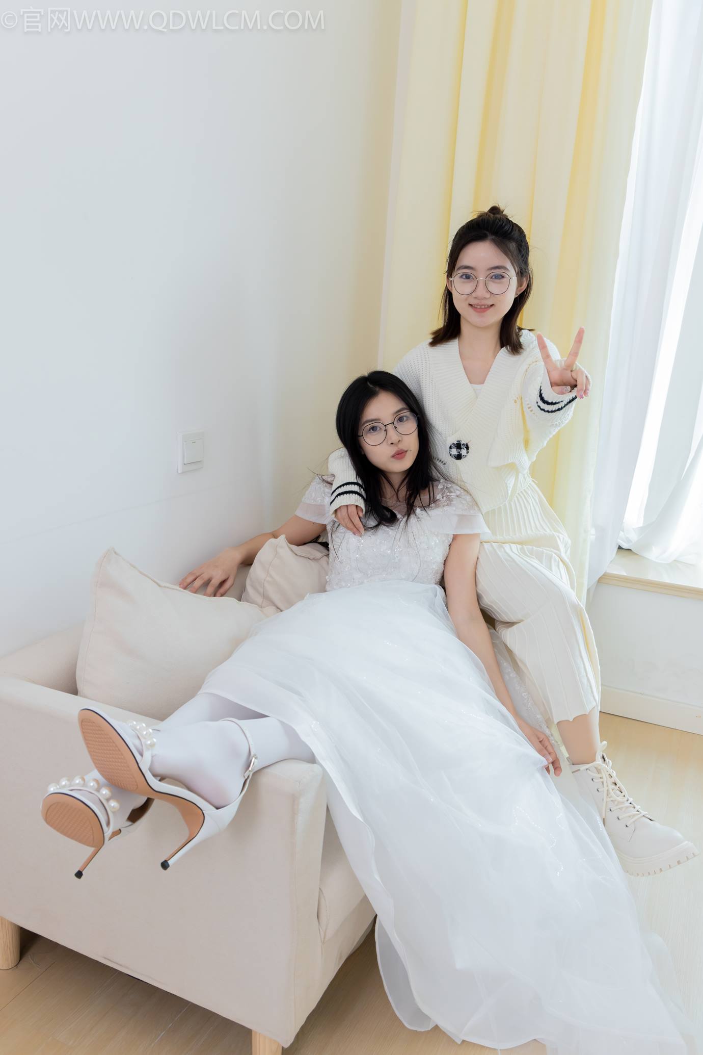 图片[36]-物恋传媒 NO.2308 茯苓&欢欢-高跟鞋、马丁靴、厚白丝、厚肉丝、瑜伽动作、婚纱[114P] – 速更版-美库