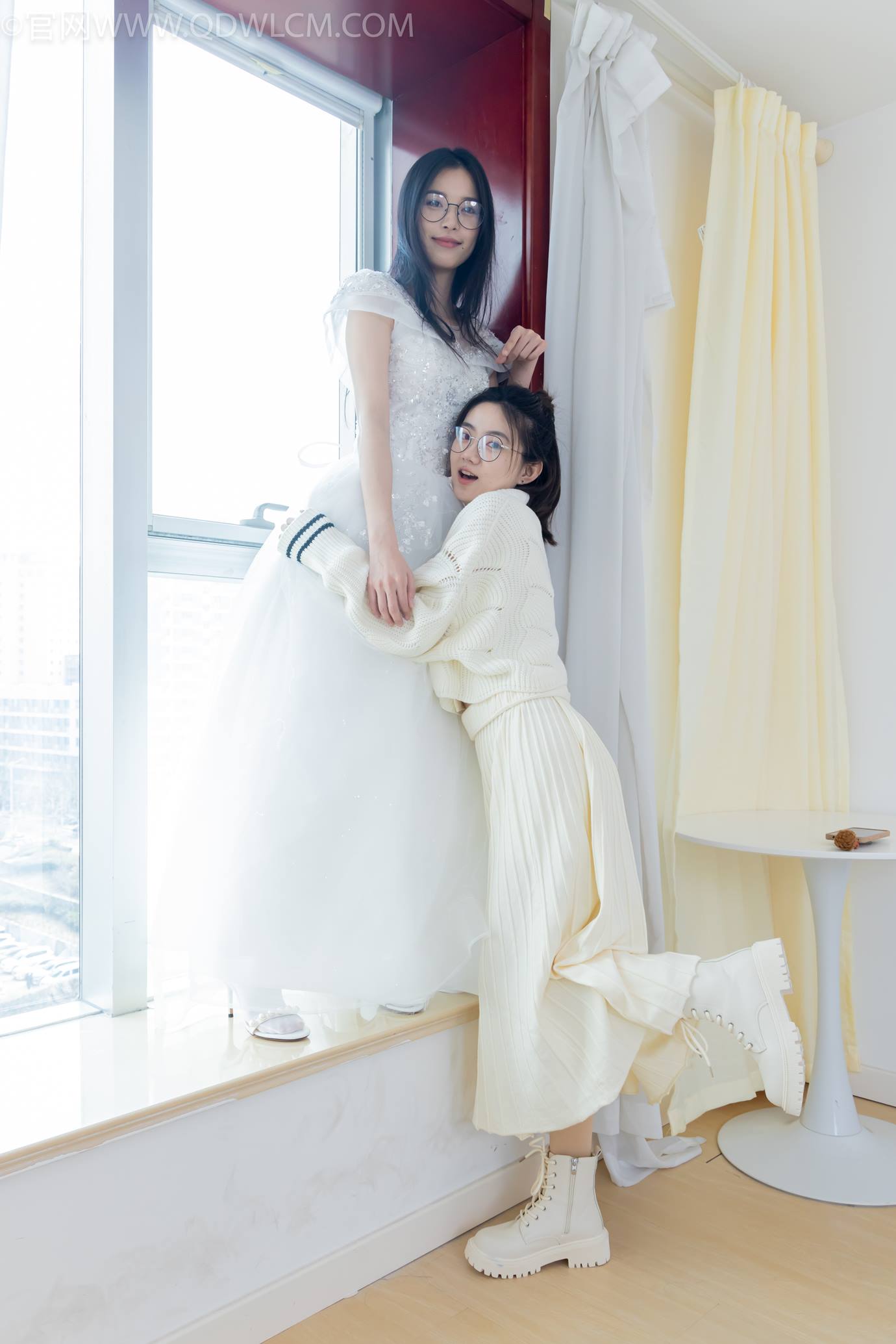 图片[47]-物恋传媒 NO.2308 茯苓&欢欢-高跟鞋、马丁靴、厚白丝、厚肉丝、瑜伽动作、婚纱[114P] – 速更版-美库