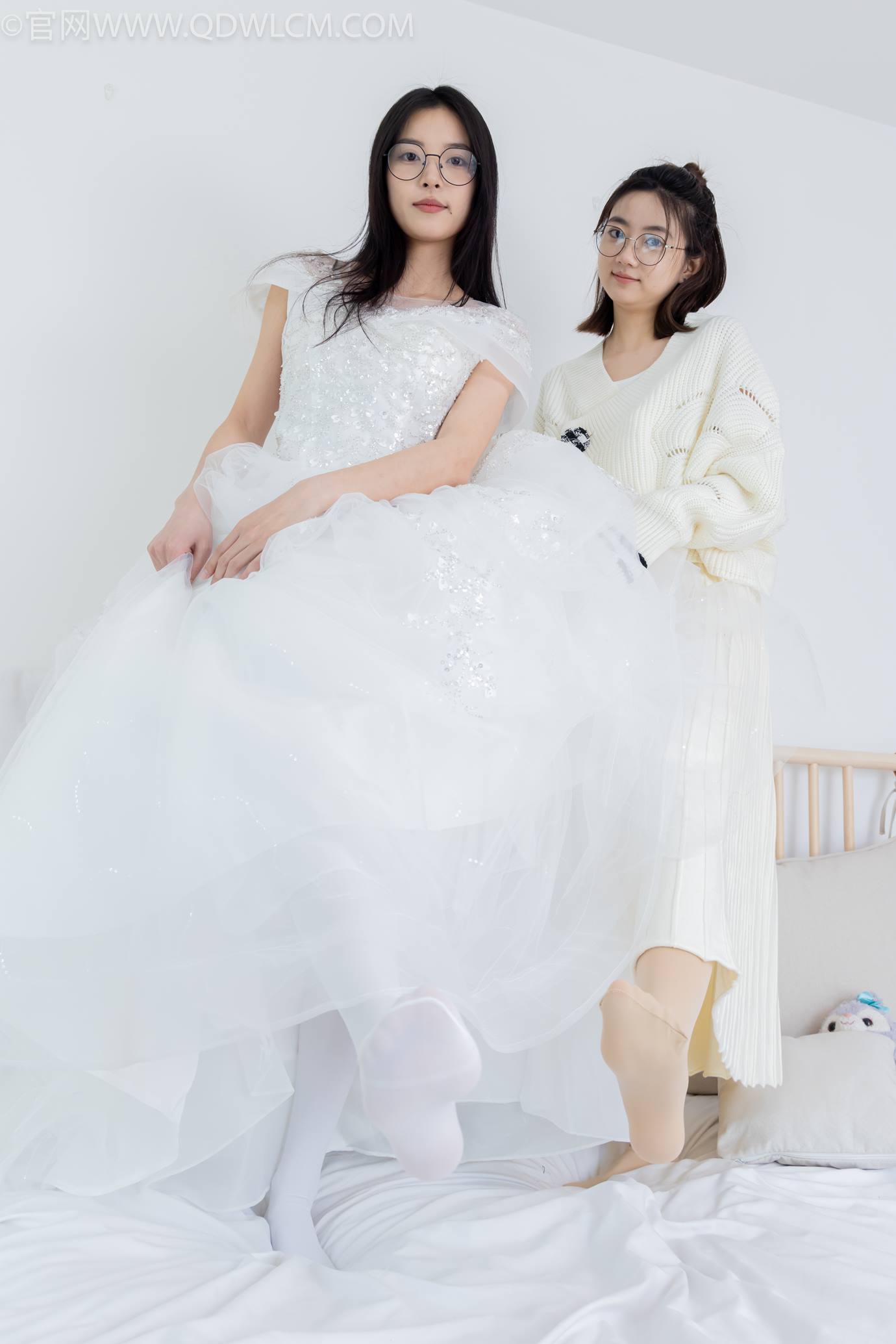 图片[82]-物恋传媒 NO.2308 茯苓&欢欢-高跟鞋、马丁靴、厚白丝、厚肉丝、瑜伽动作、婚纱[114P] – 速更版-美库