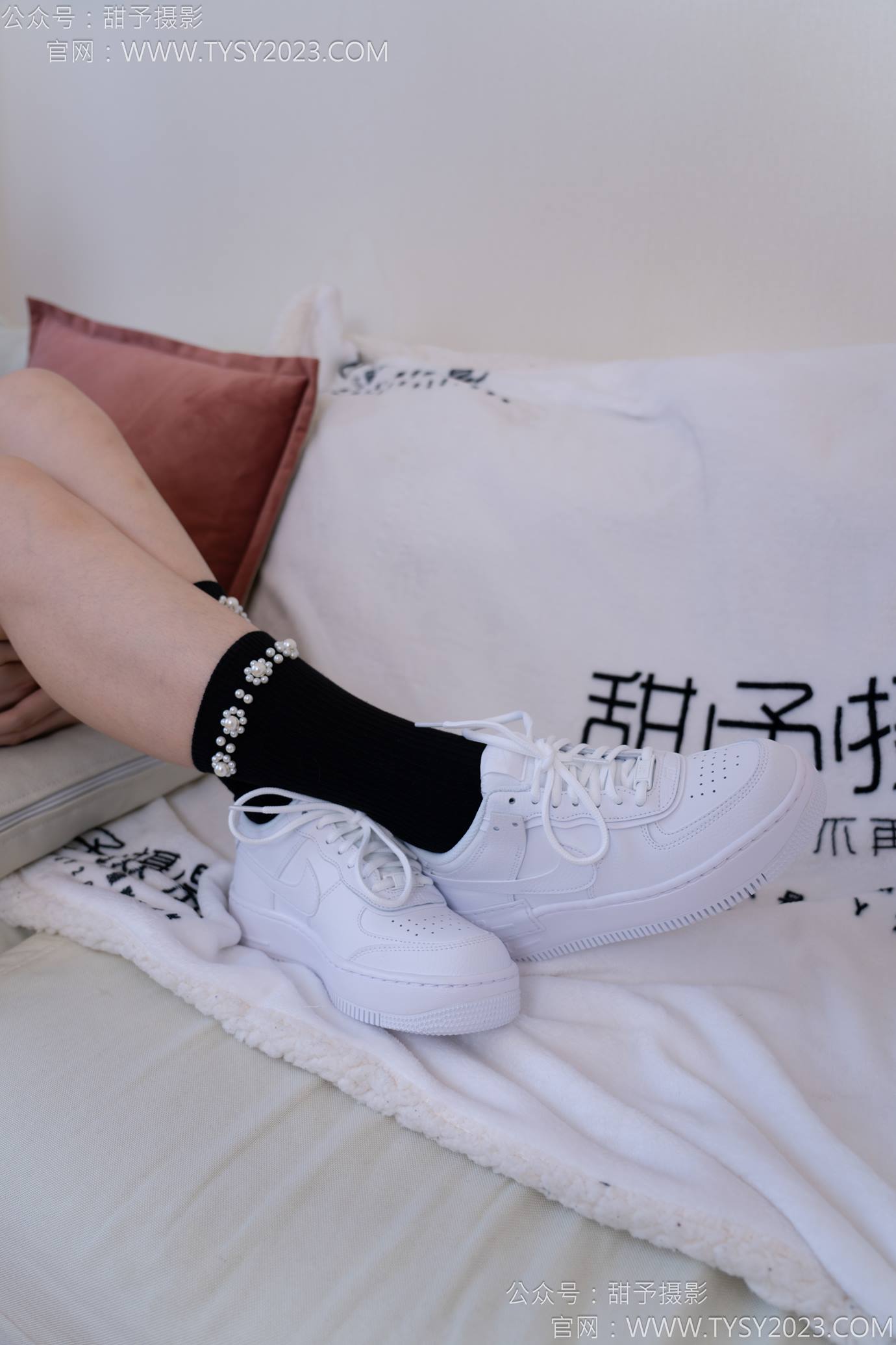 图片[85]-甜予摄影 NO.136 璇璇-板鞋、黑棉袜[159P] – 速更版-美库