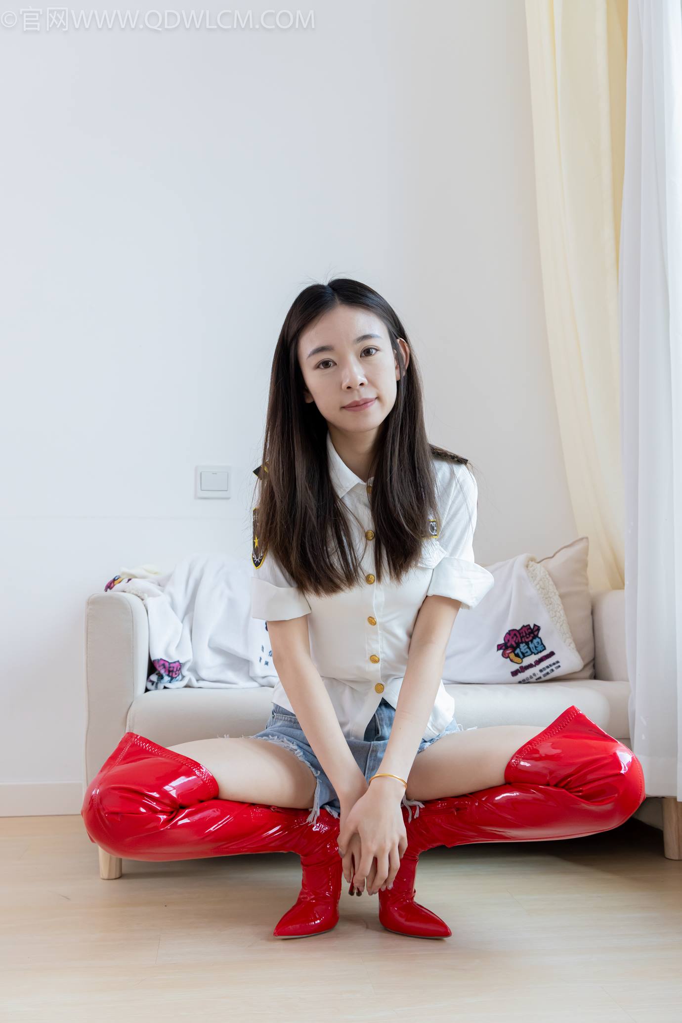 图片[16]-物恋传媒 NO.2309 婷婷-高跟长靴、白棉袜、裸足[137P] – 速更版-美库