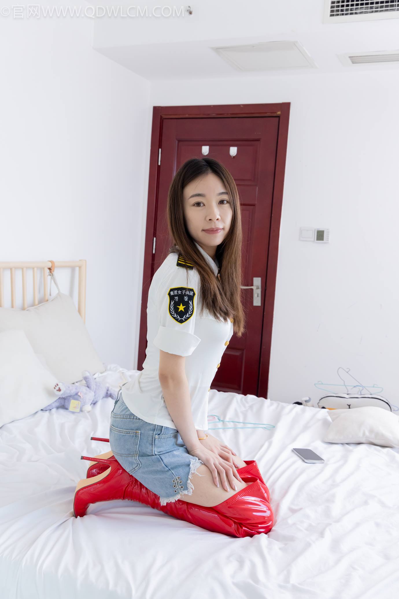 图片[27]-物恋传媒 NO.2309 婷婷-高跟长靴、白棉袜、裸足[137P] – 速更版-美库