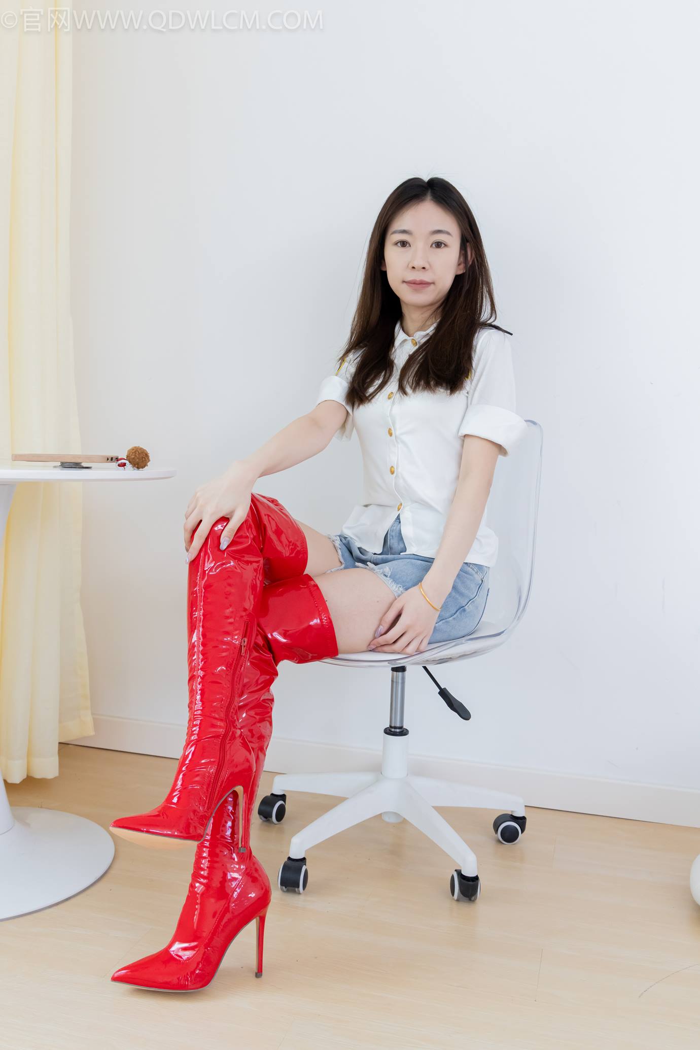 图片[56]-物恋传媒 NO.2309 婷婷-高跟长靴、白棉袜、裸足[137P] – 速更版-美库