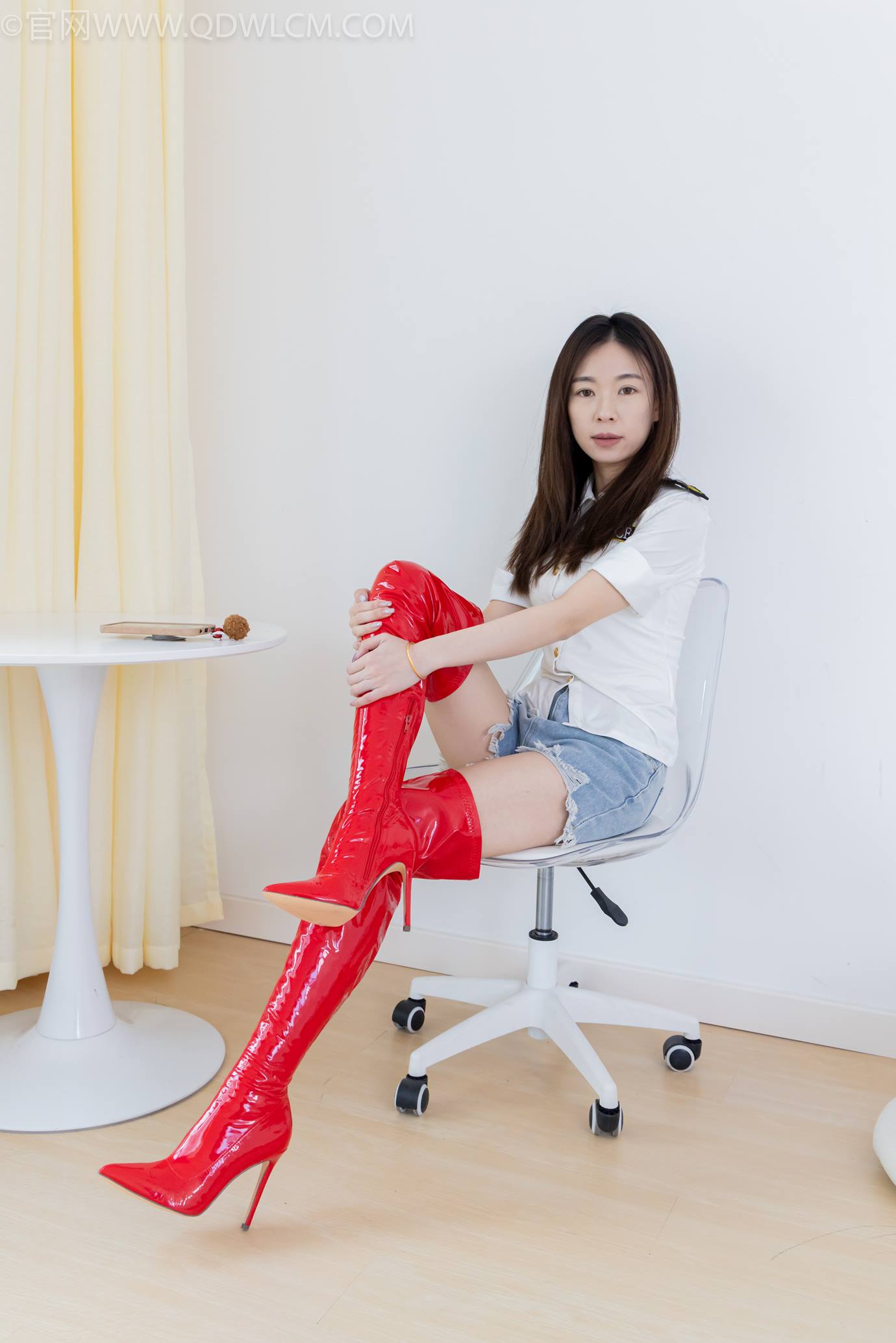 图片[65]-物恋传媒 NO.2309 婷婷-高跟长靴、白棉袜、裸足[137P] – 速更版-美库
