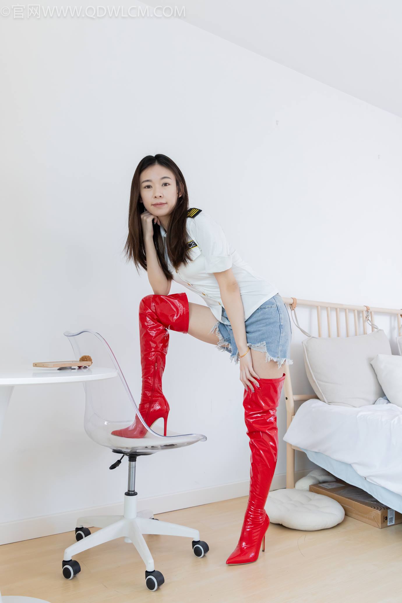 图片[72]-物恋传媒 NO.2309 婷婷-高跟长靴、白棉袜、裸足[137P] – 速更版-美库