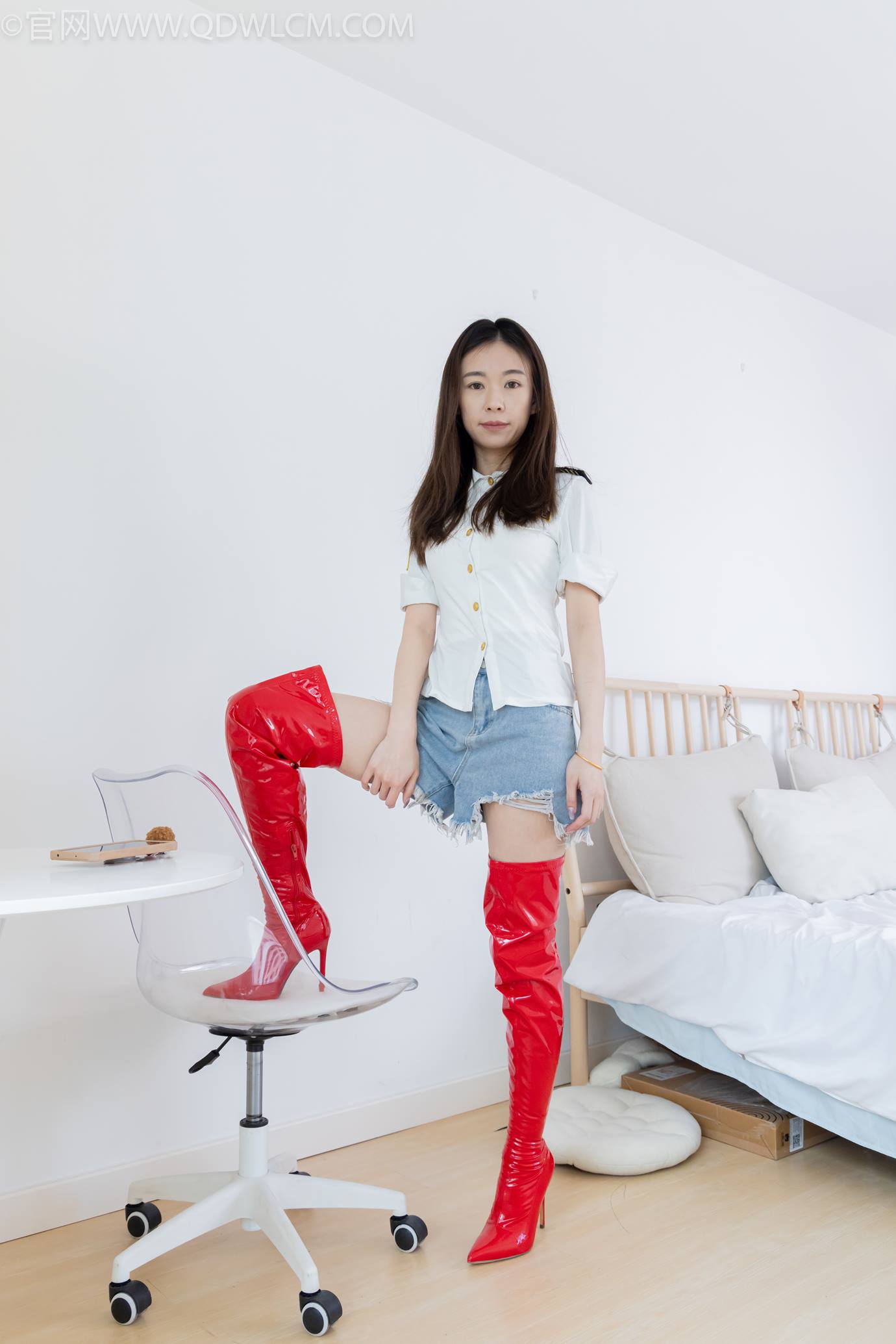 图片[76]-物恋传媒 NO.2309 婷婷-高跟长靴、白棉袜、裸足[137P] – 速更版-美库