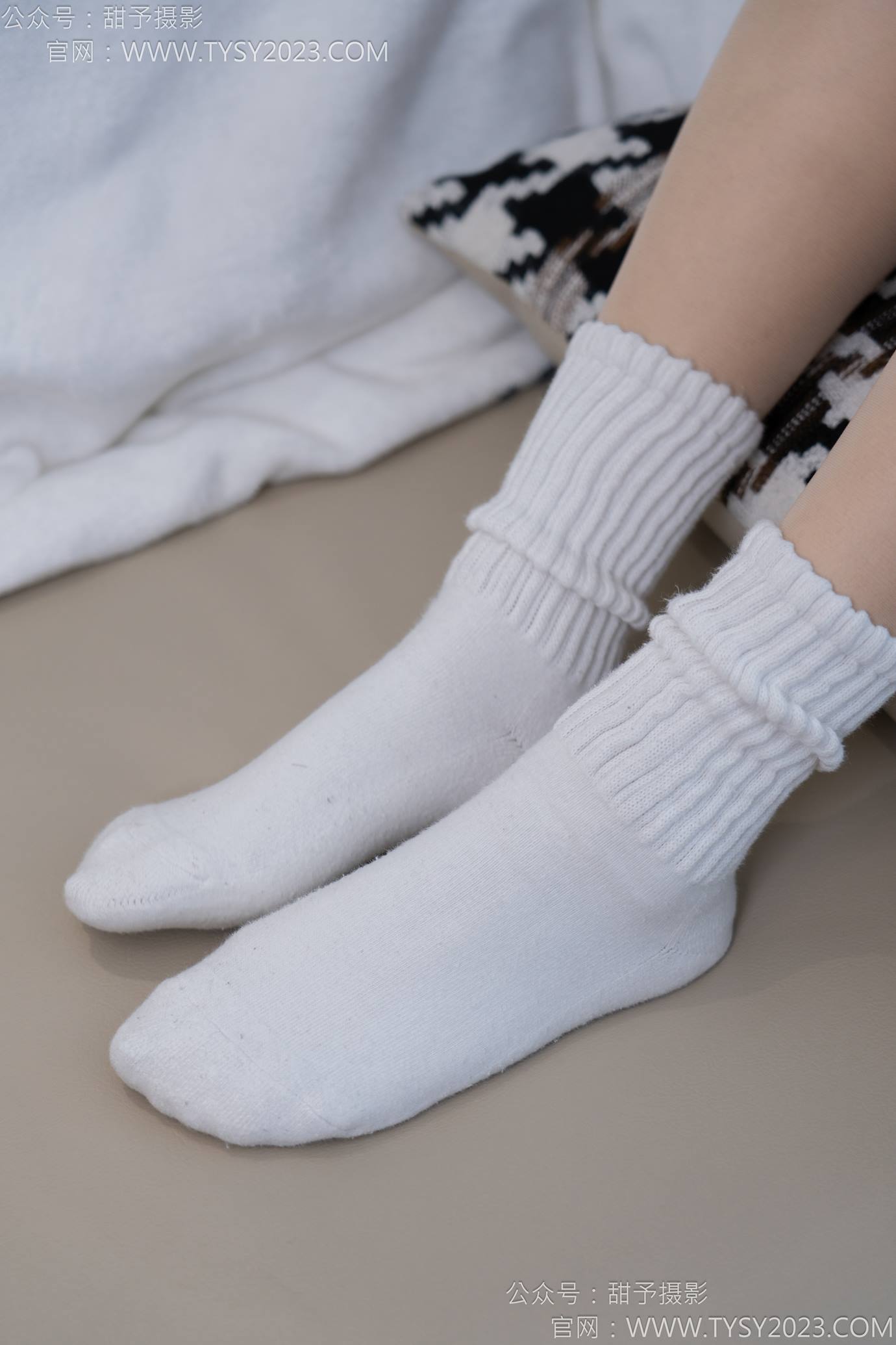 图片[28]-甜予摄影 NO.137 澜澜-板鞋、白棉袜、薄肉丝[112P] – 速更版-美库
