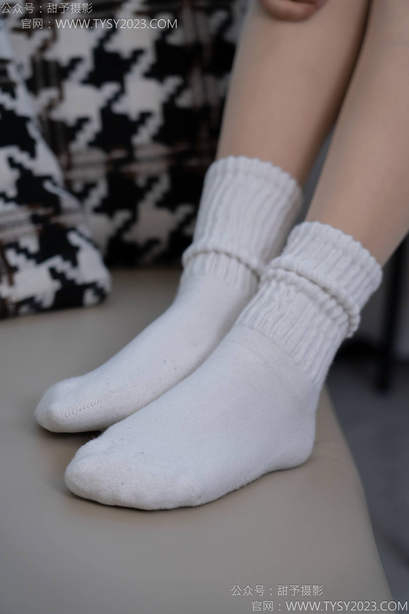 图片[43]-甜予摄影 NO.137 澜澜-板鞋、白棉袜、薄肉丝[112P] – 速更版-美库