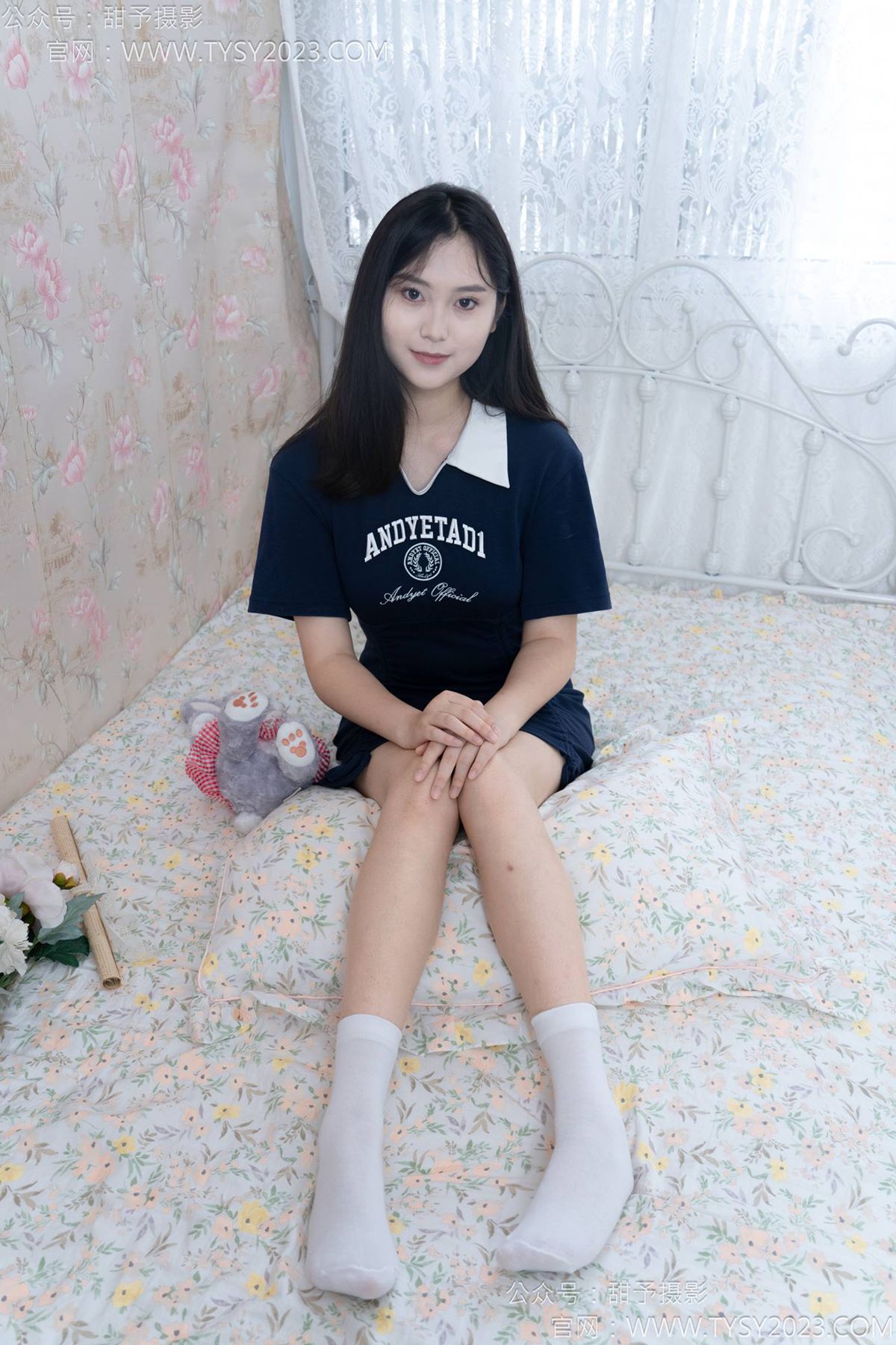 图片[53]-甜予摄影 NO.138 土豆-板鞋、白棉袜、裸足[136P] – 速更版-美库