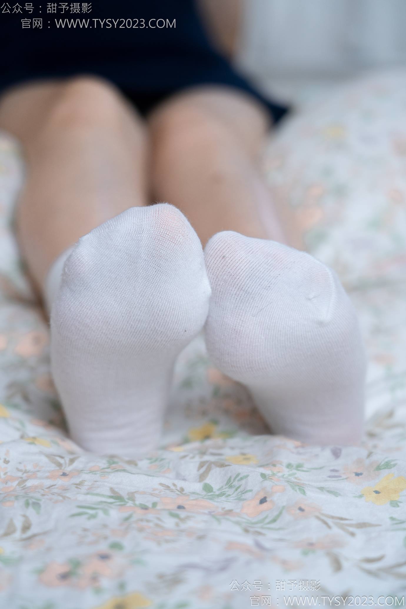 图片[68]-甜予摄影 NO.138 土豆-板鞋、白棉袜、裸足[136P] – 速更版-美库
