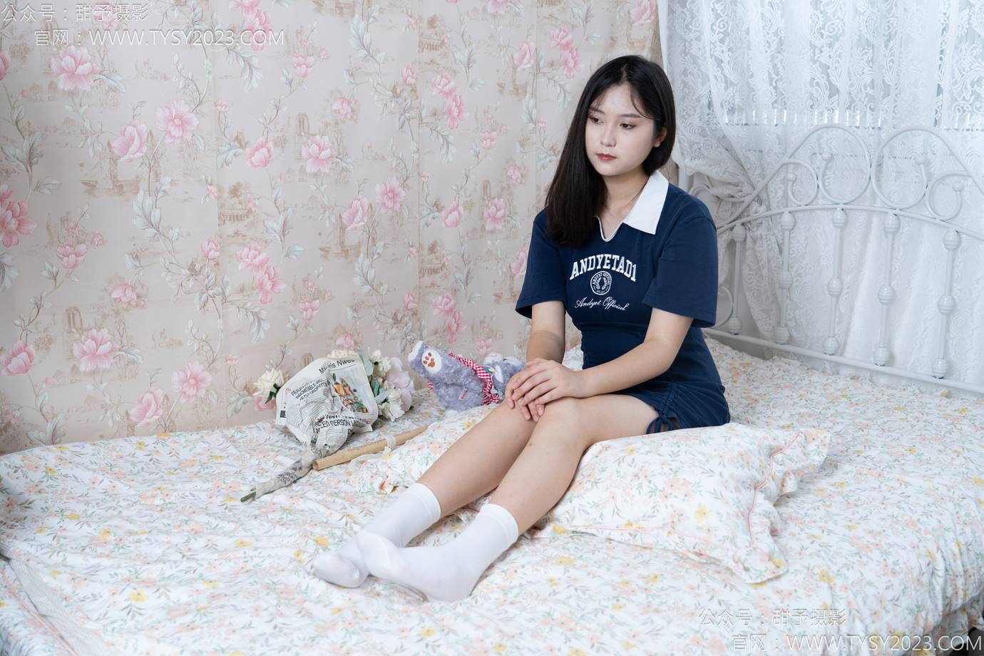 图片[83]-甜予摄影 NO.138 土豆-板鞋、白棉袜、裸足[136P] – 速更版-美库