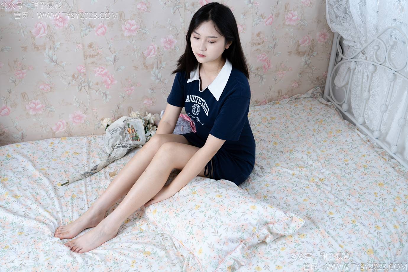 图片[123]-甜予摄影 NO.138 土豆-板鞋、白棉袜、裸足[136P] – 速更版-美库