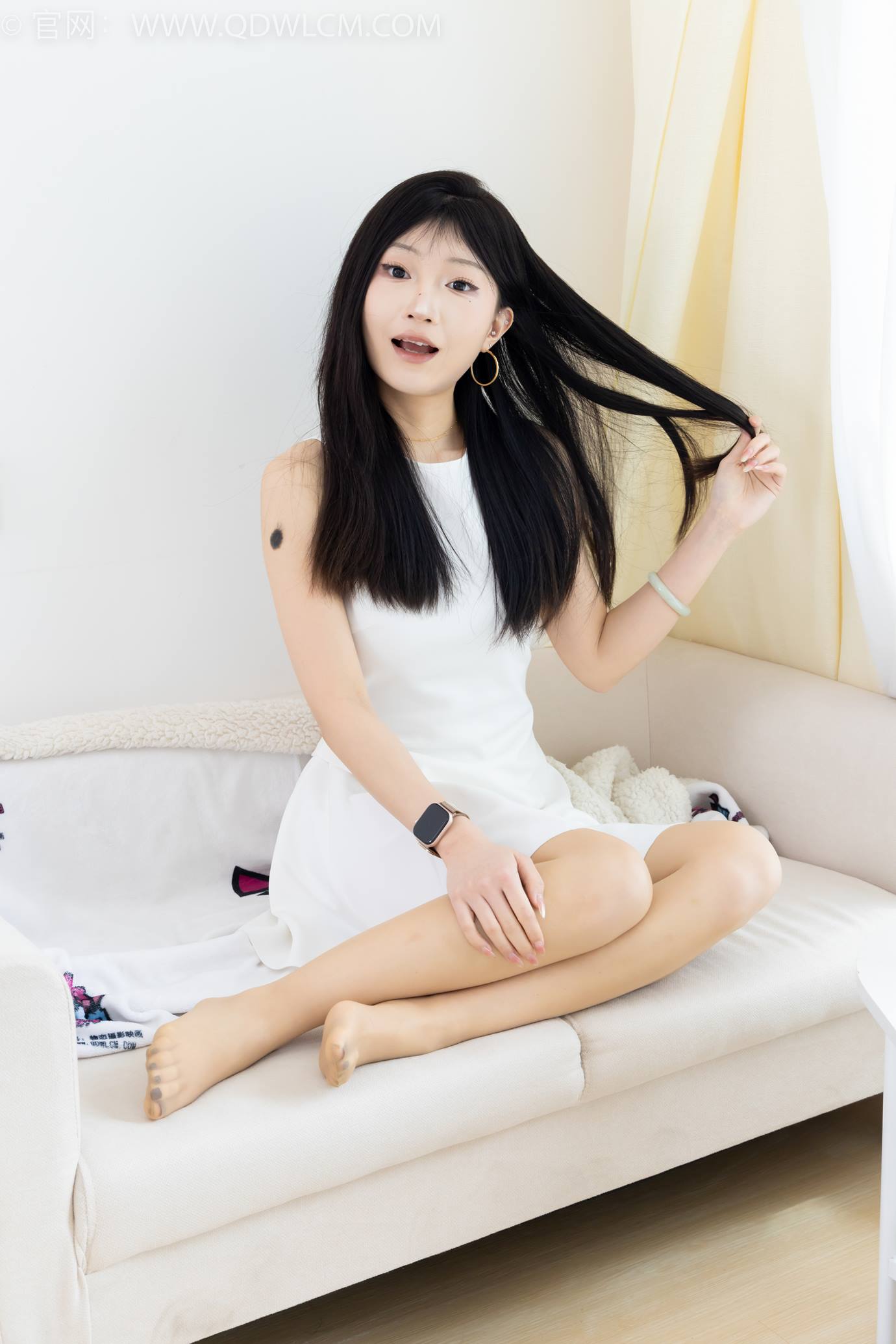 图片[110]-物恋传媒 NO.2311 嘟嘟-高跟鞋、薄肉丝、气垫梳老头乐挠脚剧情[128P] – 速更版-美库