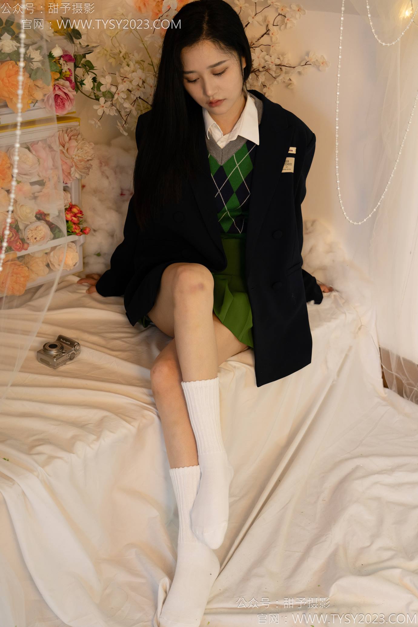 图片[40]-甜予摄影 NO.139 澜澜-皮鞋、白棉袜、裸足[84P] – 速更版-美库