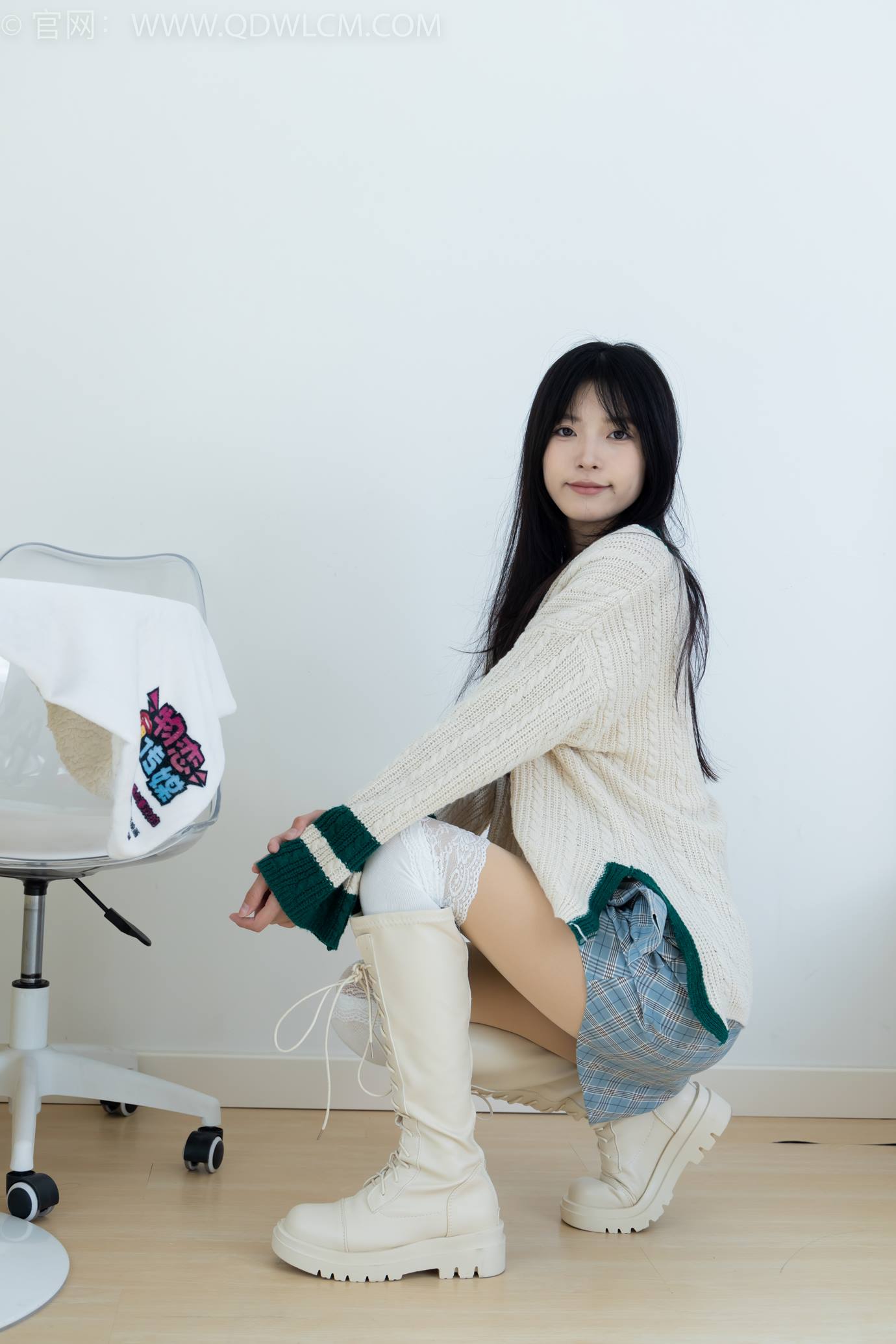 图片[18]-物恋传媒 NO.2312 茯苓-长靴、过膝白棉袜、厚肉丝[136P] – 速更版-美库