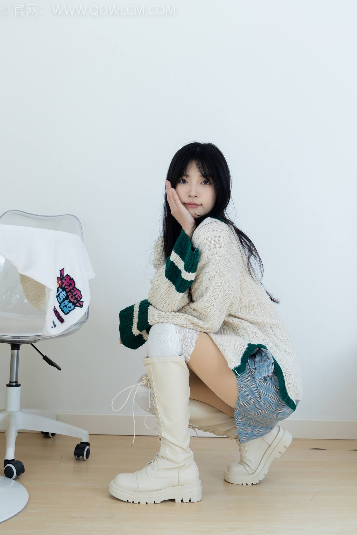 图片[19]-物恋传媒 NO.2312 茯苓-长靴、过膝白棉袜、厚肉丝[136P] – 速更版-美库