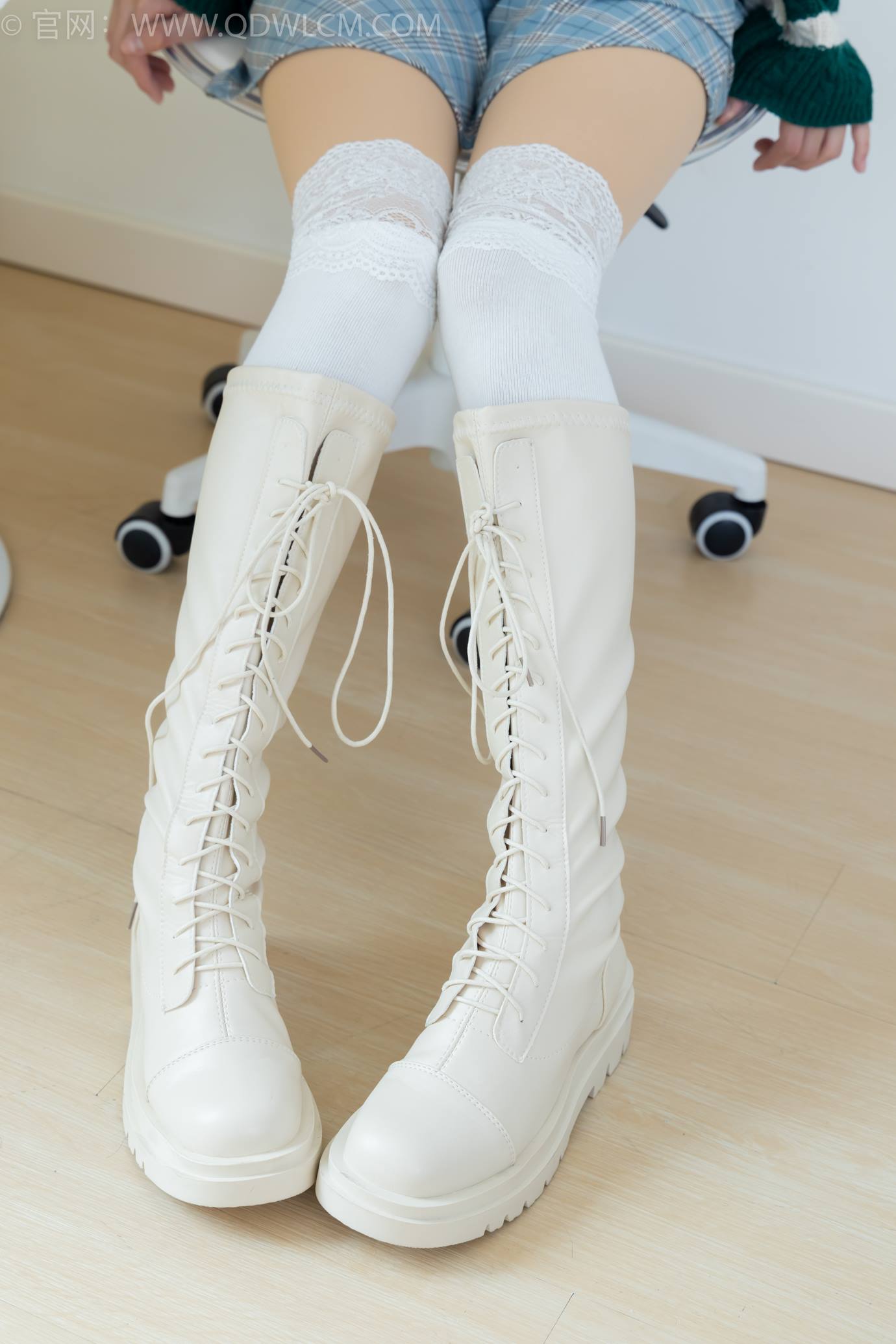 图片[22]-物恋传媒 NO.2312 茯苓-长靴、过膝白棉袜、厚肉丝[136P] – 速更版-美库