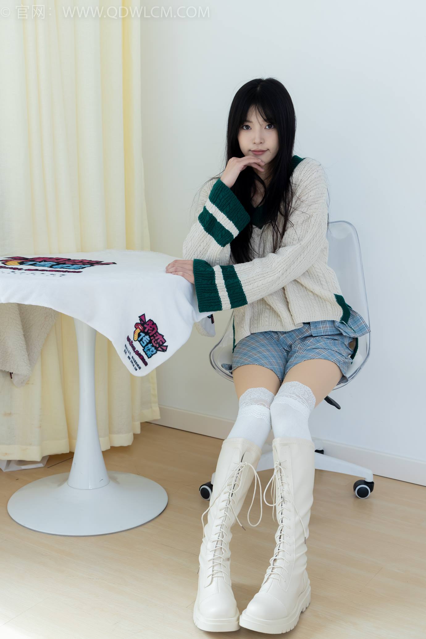 图片[25]-物恋传媒 NO.2312 茯苓-长靴、过膝白棉袜、厚肉丝[136P] – 速更版-美库