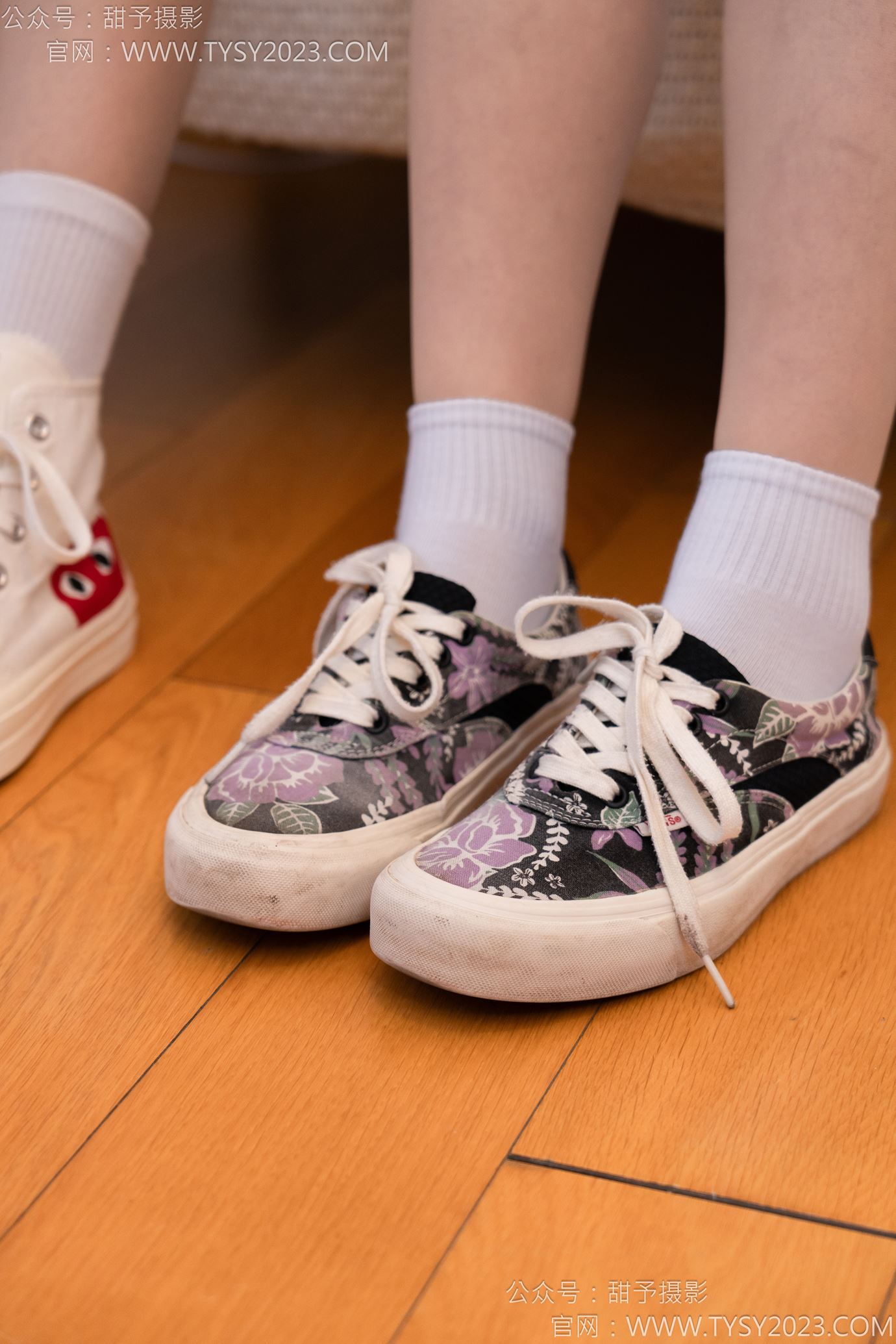 图片[19]-甜予摄影 NO.140 思思双人-板鞋、白棉袜、肉丝[98P] – 速更版-美库