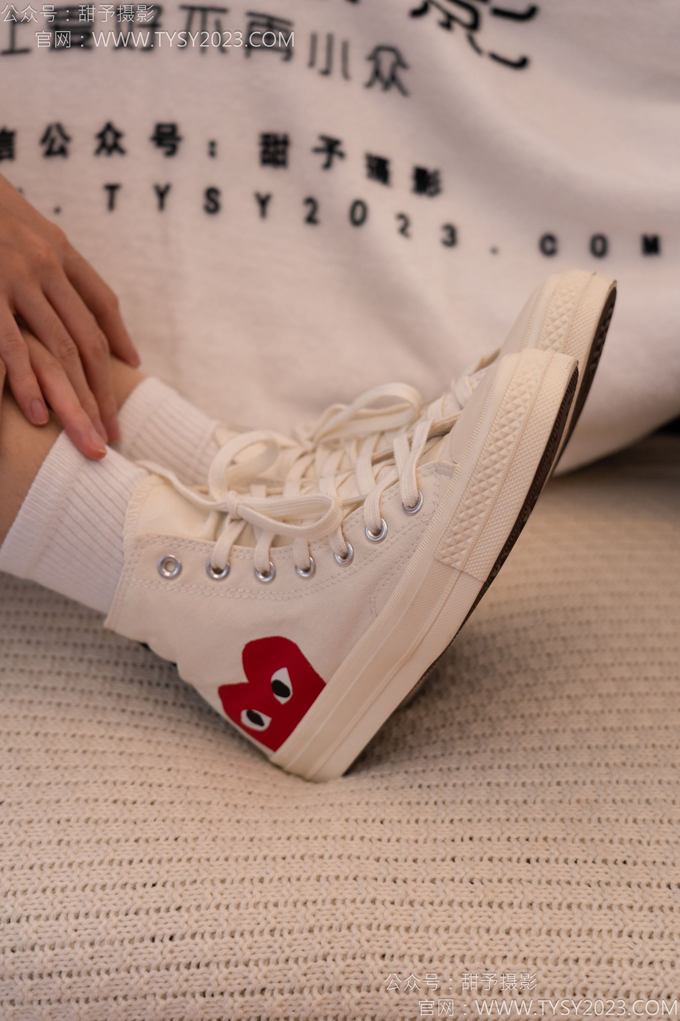 图片[25]-甜予摄影 NO.140 思思双人-板鞋、白棉袜、肉丝[98P] – 速更版-美库